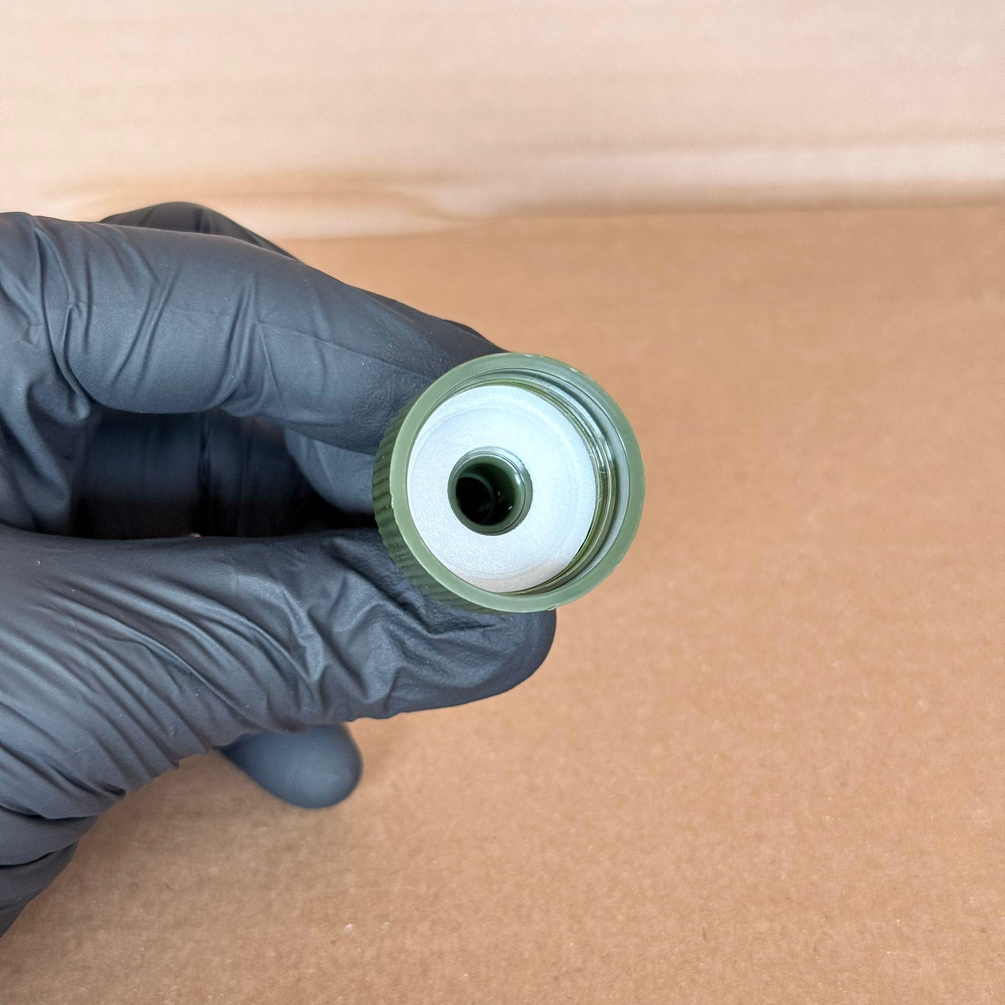 24 MM TWİST ASANSÖR SİVRİ YEŞİL KAPAK - ZEYTİNYAĞ, SOS, MÜREKKEP, ŞAMPUAN, TUTKAL KARTUŞ İÇİN AKITICILI PLASTİK KAPAK