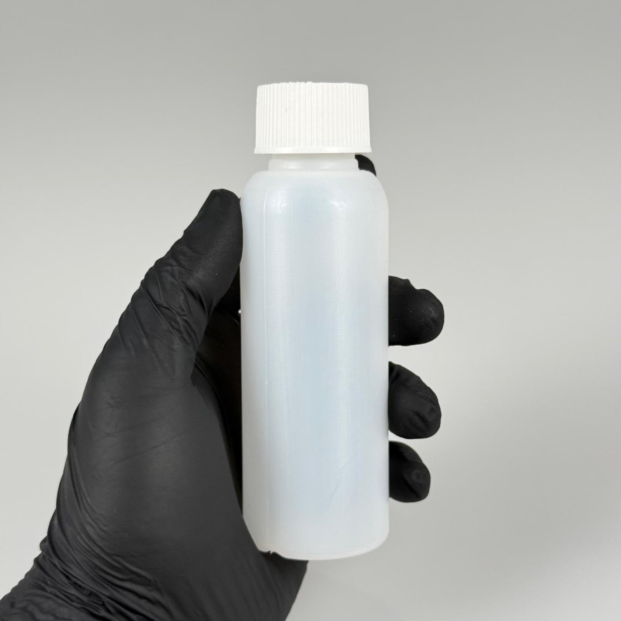100 CC NATÜREL SERT POLİETİLEN ŞİŞE ( 24 MM ) + BEYAZ ÇOCUK KİLİTLİ KAPAK  ( SIZDIRMAZ KÖPÜK CONTALI ) - 100 ML SERT POLİETİLEN KOLONYA ŞİŞESİ