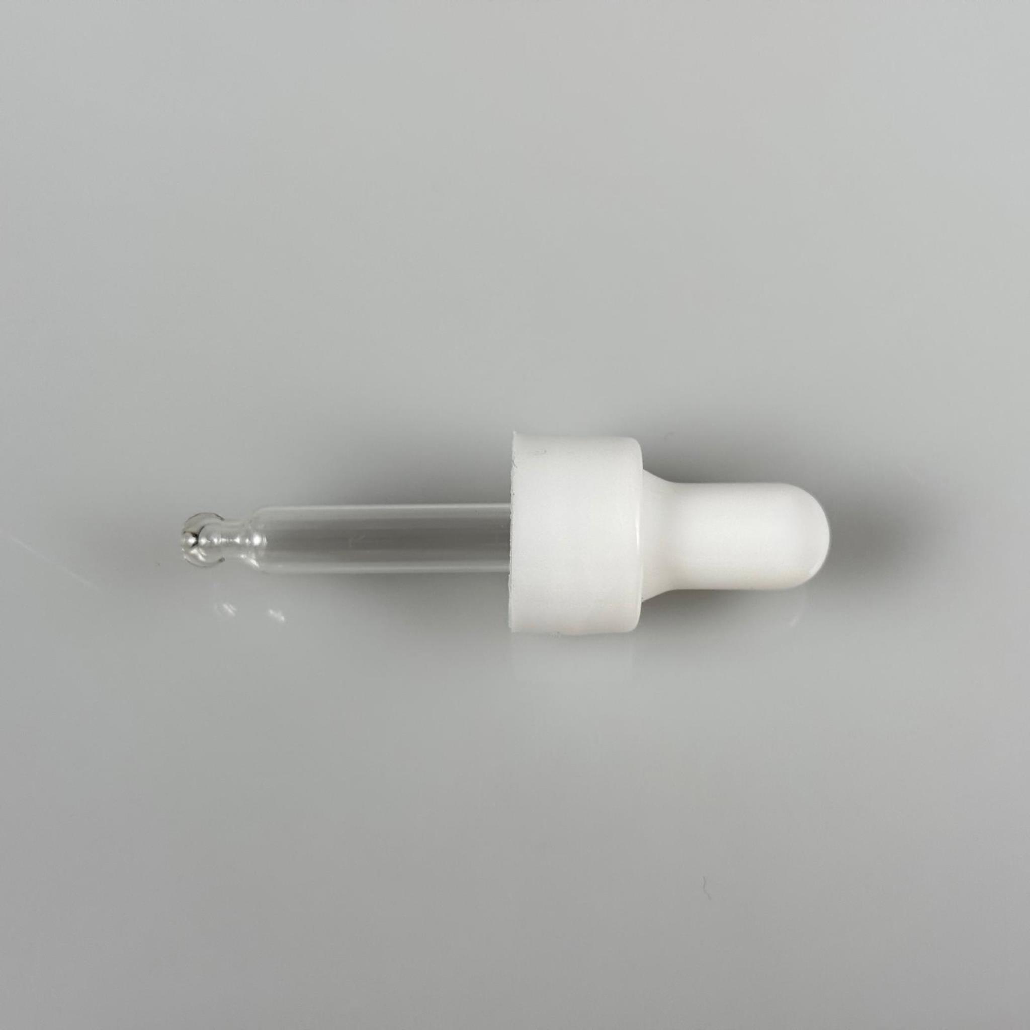 18 MM CAM DAMLALIKLI TAKIM - BEYAZ EMZİK +  DELİKLİ PLASTİK DÜZ BEYAZ KAPAK + 48 MM CAM PİPET