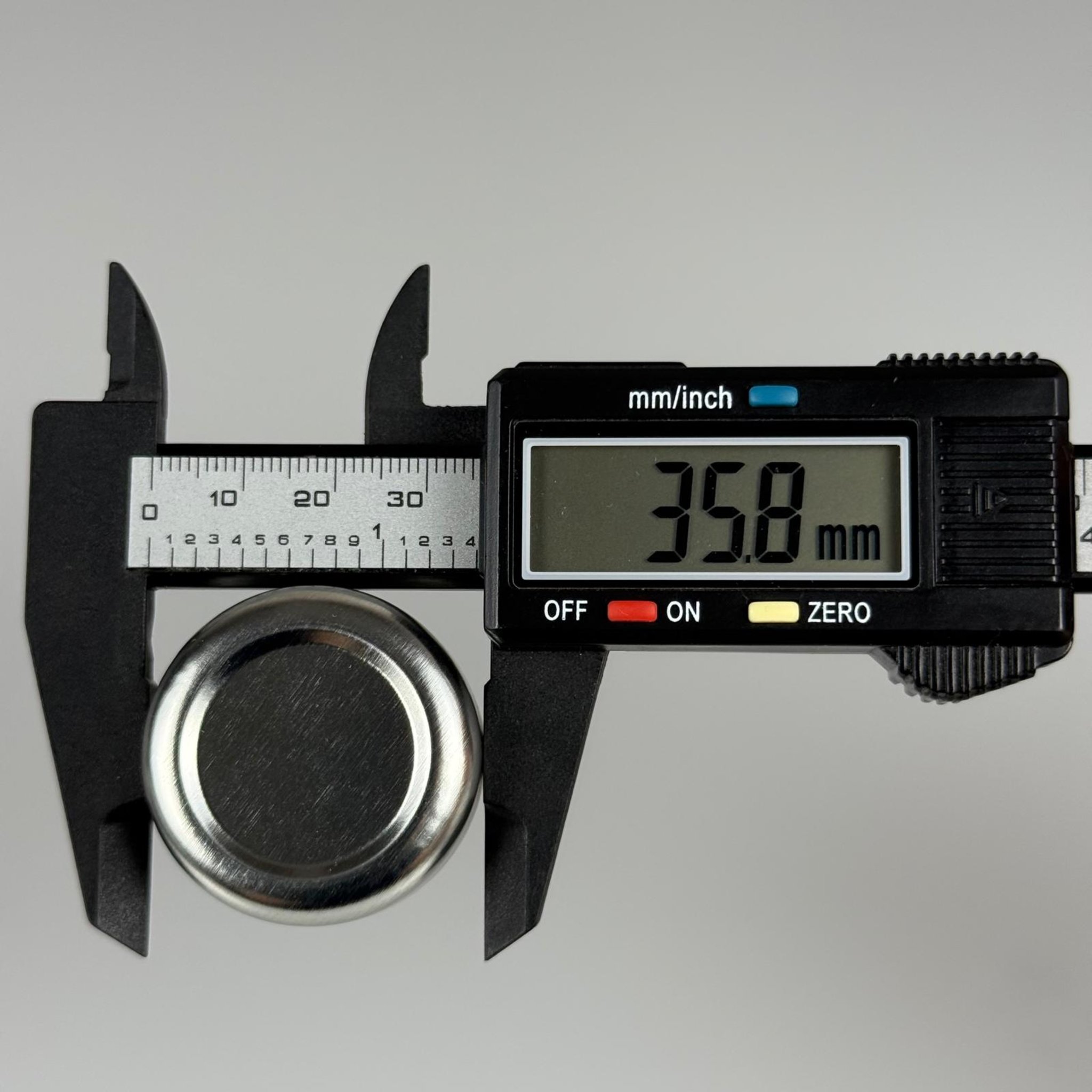 33 MM TWİST-OFF DERİN GÜMÜŞ METAL KAPAK (33MTO469 DÜZ)