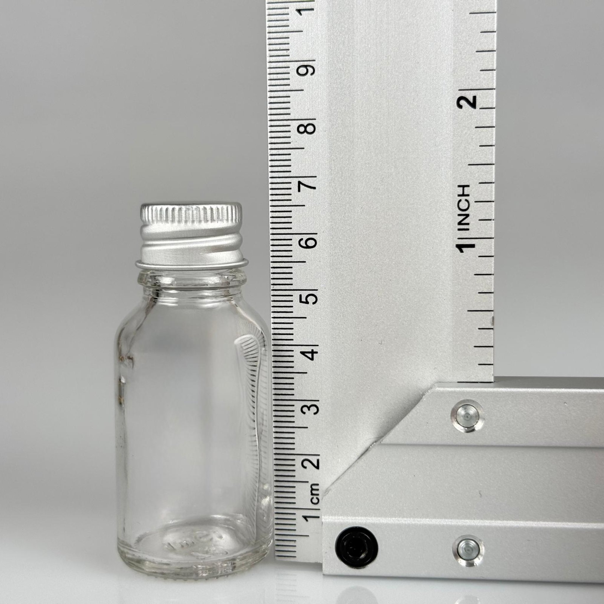 15 CC ŞEFFAF CAM ŞİŞE + KÖPÜK CONTALI GÜMÜŞ ALÜMİNYUM METAL KAPAKLI TAKIM - 15 ML ŞEFFAF CAM ŞİŞE