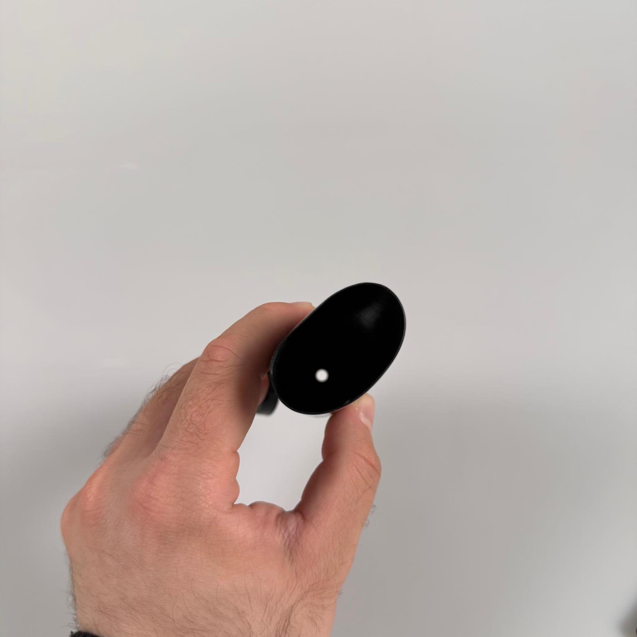 KOZMETİK İÇİN SİYAH BOŞ KREM TÜPÜ KAPAKLI - 50 ML - MERHEM TÜPÜ - LİPGLOSS TÜP - DUDAK PARLATICISI TÜPÜ - BAL DOLUMU İÇİN PLASTİK TÜP - AÇILIR KAPANIR FLİPTOP KAPAKLI - ALTI AÇIK ELLE KAPANMAZ ISITICI GEREKİR