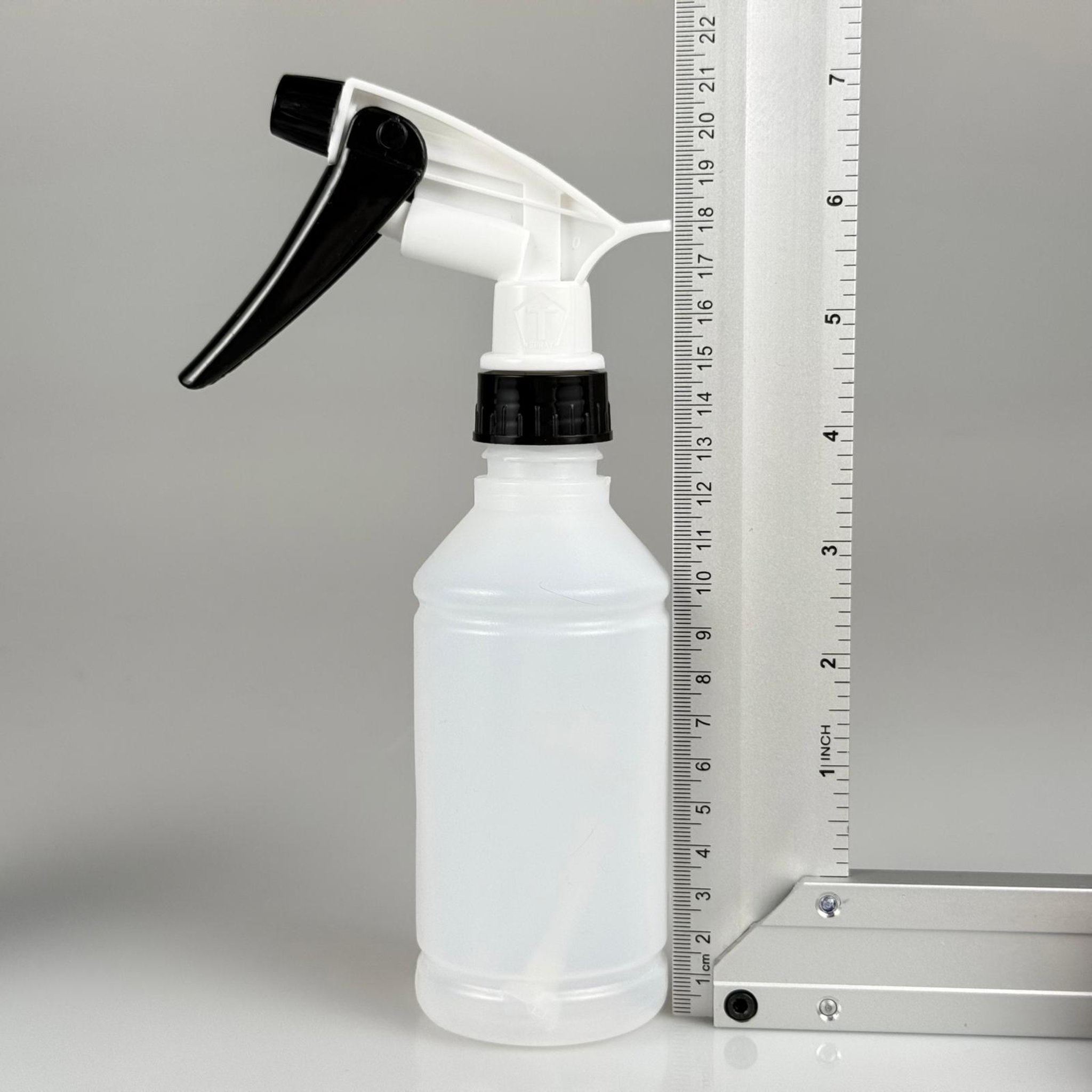 250 CC TİNER ŞİŞESİ - BÜYÜK SİYAH BEYAZ DOZAJLI KİMYASALA DAYANIKLI TRİGER TETİK SPREYLİ - 250 ML KİMYASALA DAYANIKLI PLASTİK ŞİŞE - 0,25 LT POLİETİLEN ŞİŞE - TOMBUL OTO TEMİZLİK ŞİŞESİ