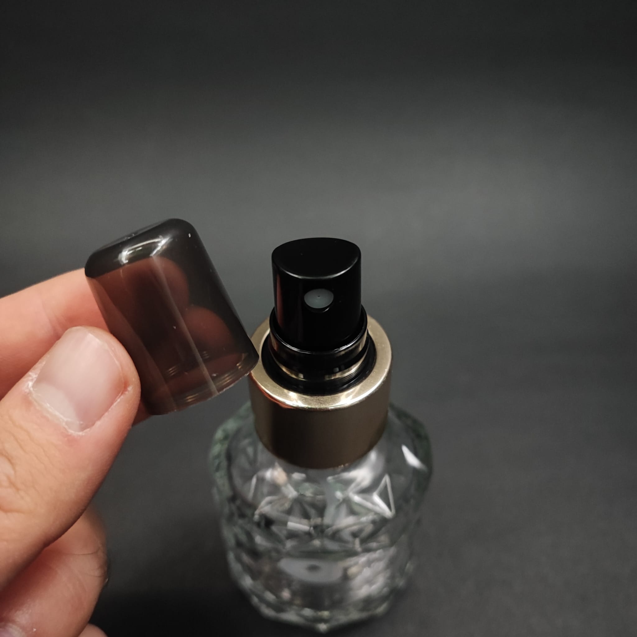 50 CC VELORA CAM ŞİŞE - GOLD SPREYLİ - 50 ML DÜĞÜN, NİŞAN, SÖZ, KINA, CENAZE, PROMOSYON İÇİN HEDİYELİK LÜX KOLONYA ŞİŞELERİ