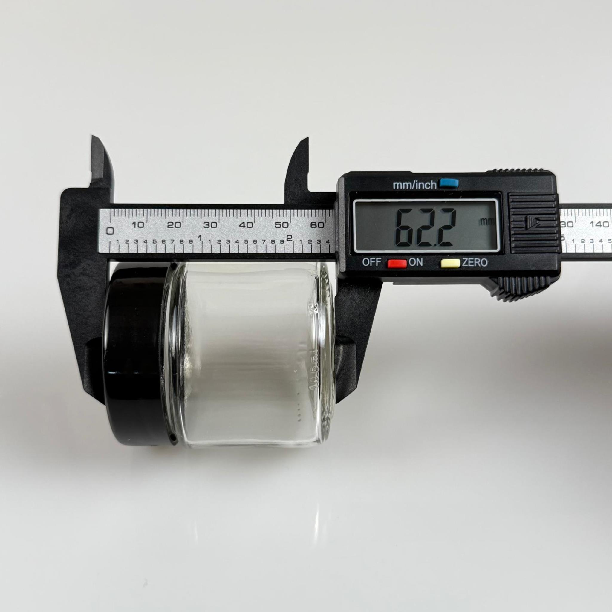100 CC CAM KAVANOZ + SİYAH PLASTİK KAPAK - 100 ML PLASTİK KAPAKLI CAM KAVANOZ (SİLME 106 CC)