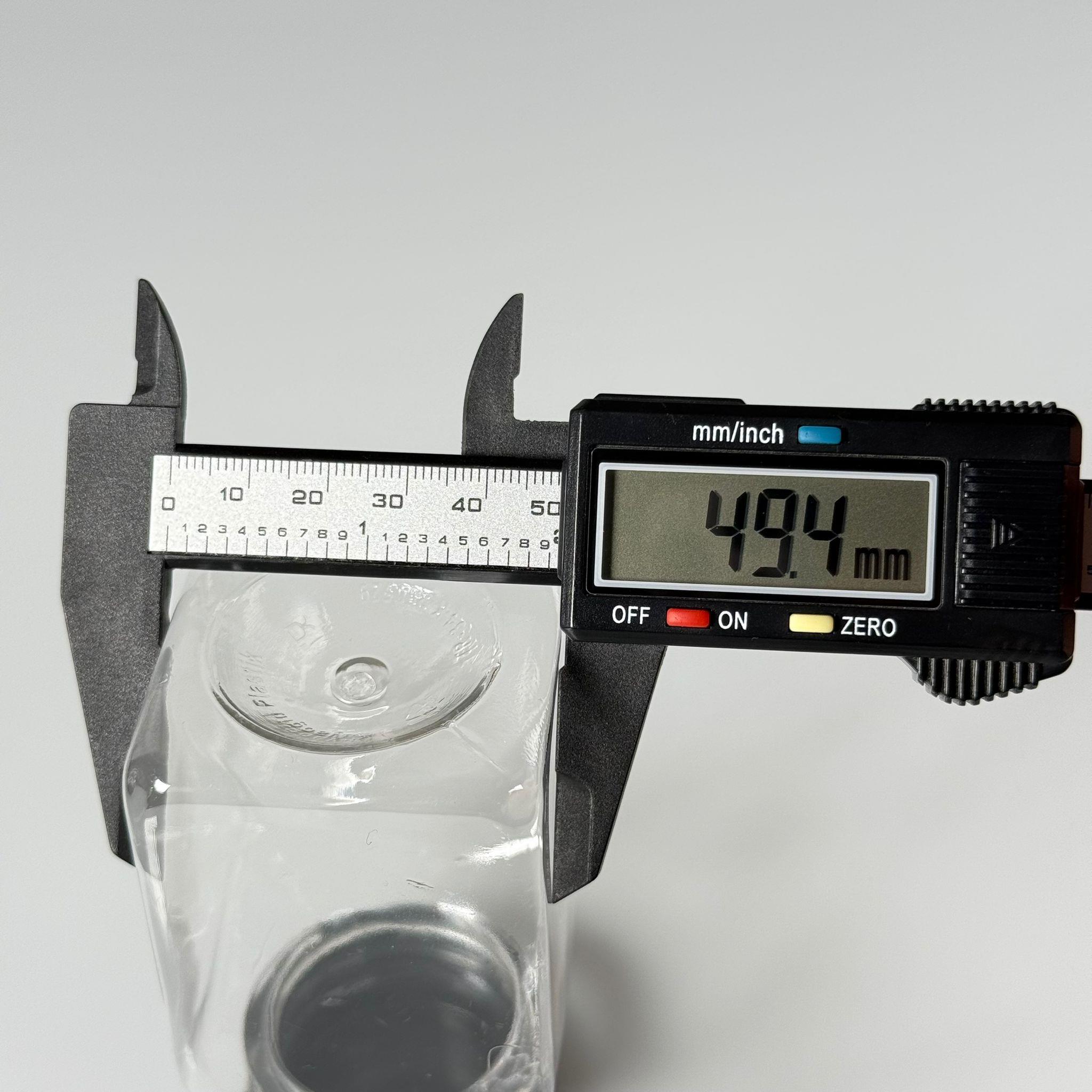 150 CC KÖŞELİ KARE PET ŞİŞE (15,6 GR) - 38 MM GENİŞ AĞIZLI KİLİTLİ SİYAH - 150 ML DETOX, MEYVE SUYU, SMOOTHIE, AYRAN, SÜT, MEŞRUBAT VB İÇİN BOŞ PLASTİK ŞİŞELER