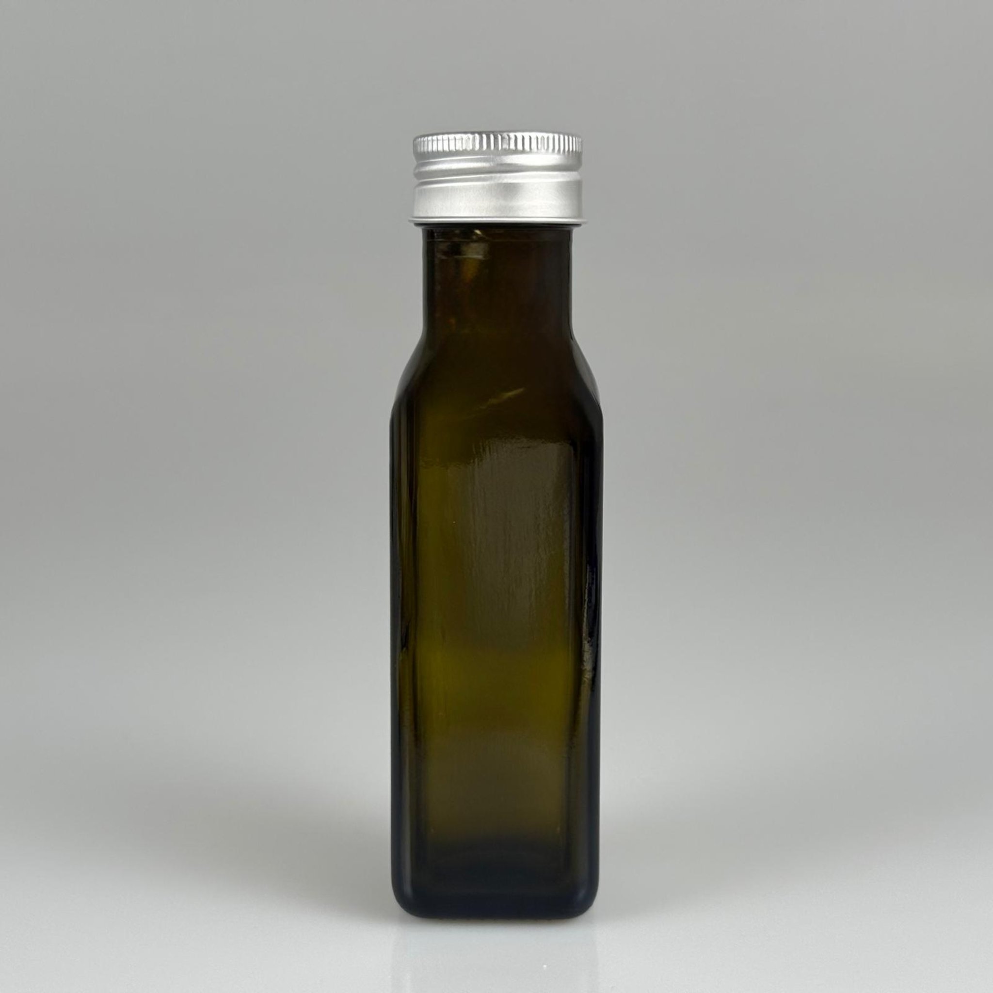 100 CC MARASKA CAM ŞİŞE KOYU YEŞİL (31 MM AĞIZ) - CONTALI GÜMÜŞ ALÜMİNYUM METAL KAPAKLI - 100 ML KÖŞELİ KARE MARASCA YAĞ VE SOS ŞİŞELERİ