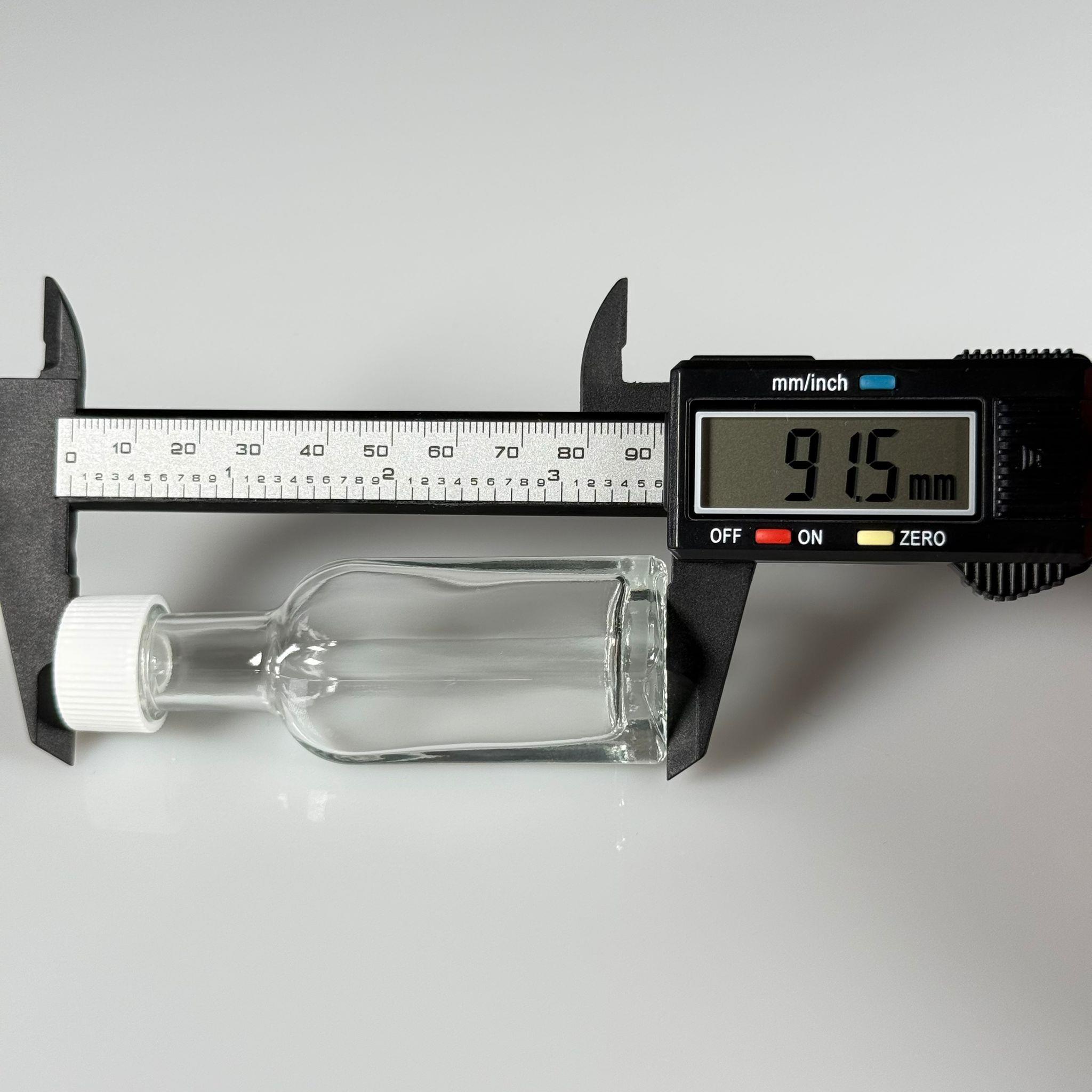 20 CC MARASKA KÖŞELİ CAM ŞİŞE - BEYAZ PLASTİK KAPAKLI - 20 ML KAPAKLI CAM ŞİŞE