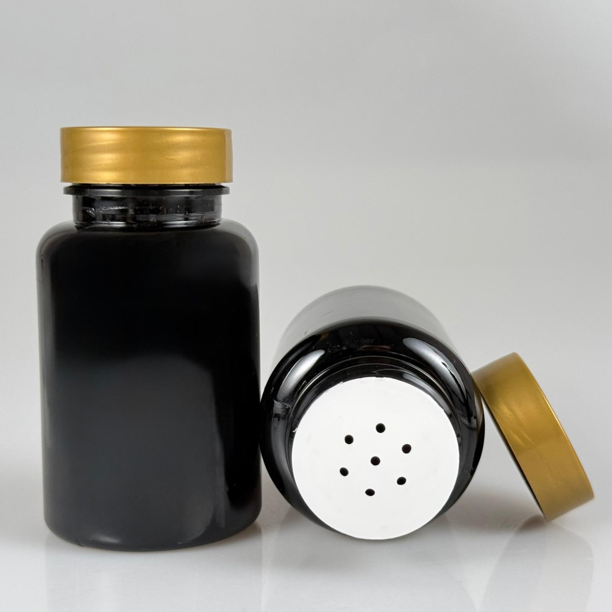 150 CC SİYAH PET PUDRA ŞİŞESİ + GOLD PLASTİK KAPAKLI + PUDRA TIPALI TAKIM - 150 ML PUDRA KUTUSU, EKO TUZLUK
