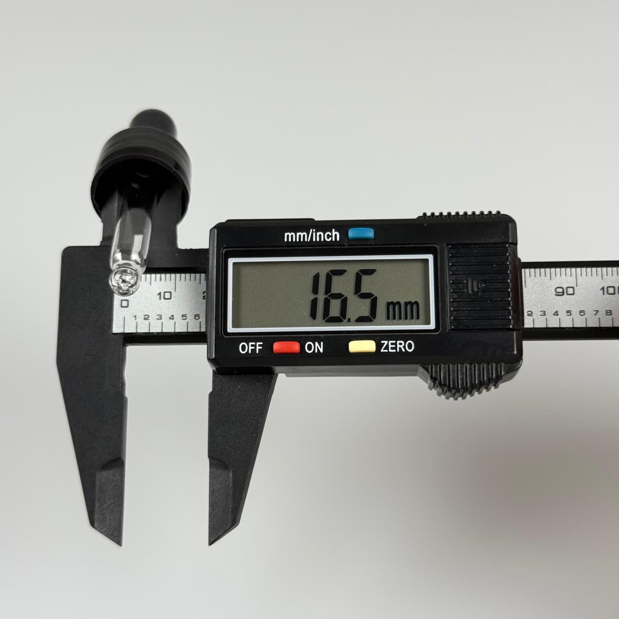 18 MM CAM DAMLALIKLI TAKIM - SİYAH EMZİK +  DELİKLİ PLASTİK DÜZ SİYAH KAPAK + 48 MM CAM PİPET
