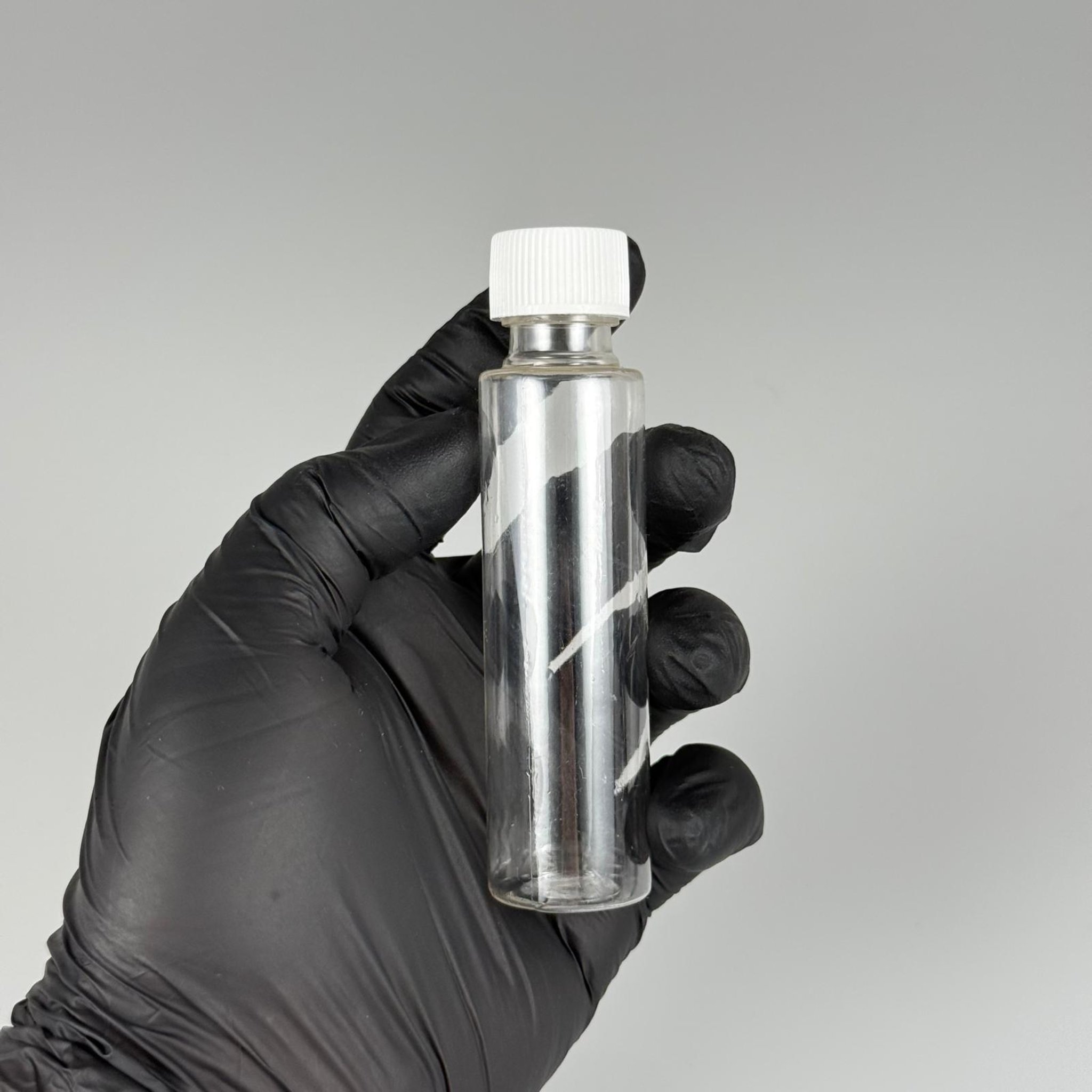35 ML TIPALI, SIZDIRMAZ KAPAKLI PET ŞİŞE - 35 CC ŞEFFAF PLASTİK ŞİŞE + CONTALI BEYAZ KAPAK + KÖR TIPA TAKIM