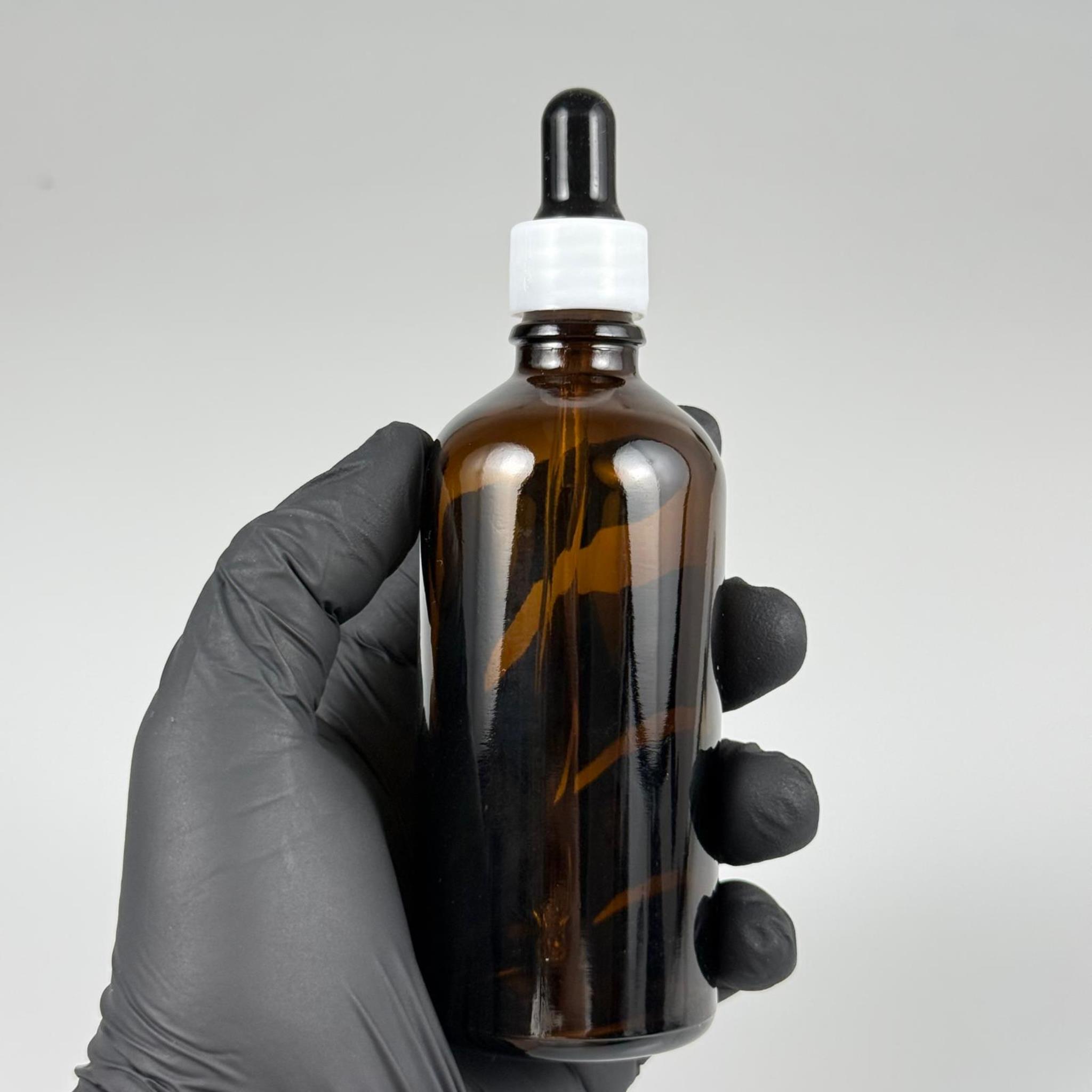 100 CC AMBER CAM DAMLALIKLI ŞİŞE - SİYAH EMZİK + BEYAZ DÜZ KAPAK + CAM PİPET TAKIM - 100 ML KAHVERENGİ DAMLALIKLI ŞİŞE SETİ