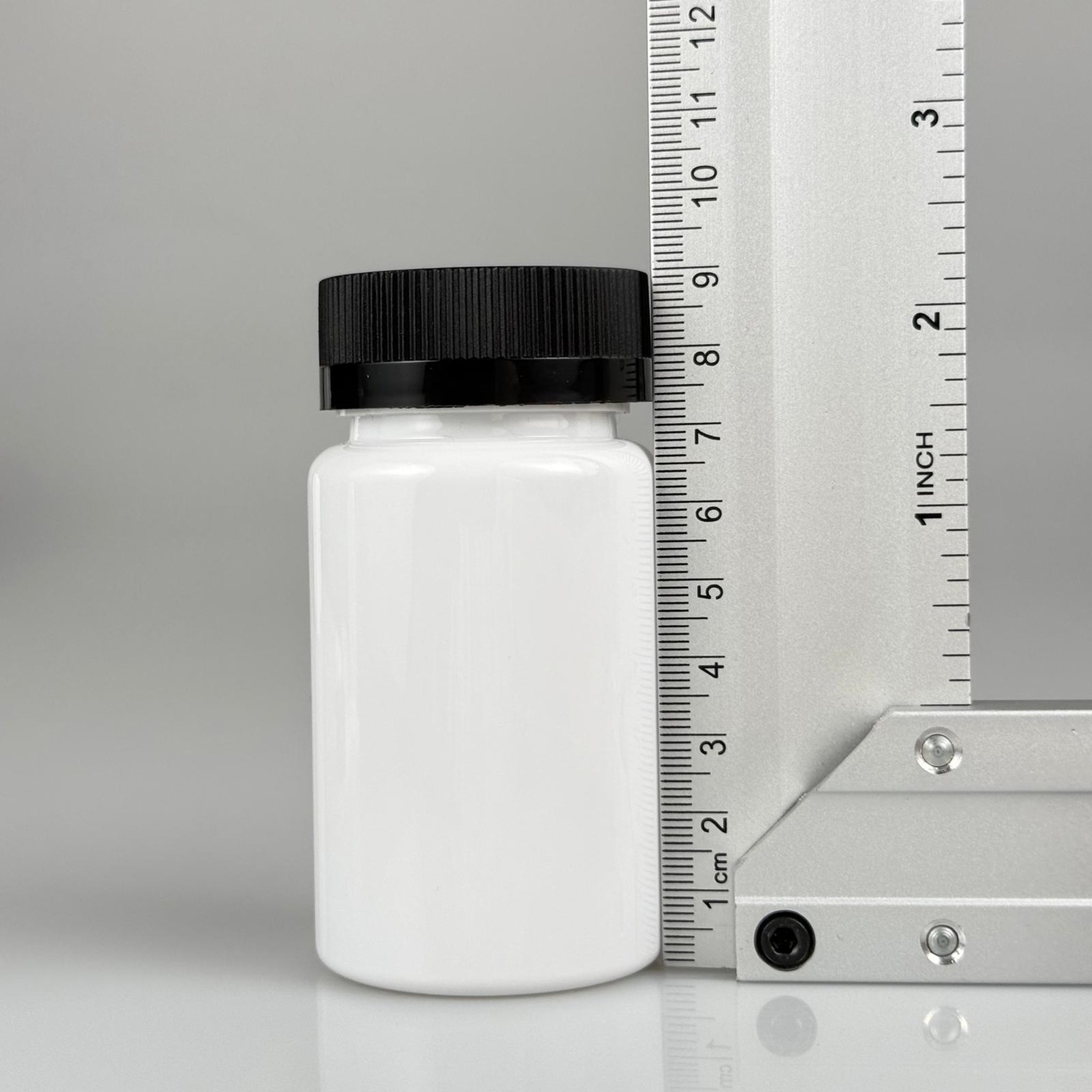 100 ML ÇOCUK KİLİT KAPAKLI TABLET ŞİŞESİ  - 100 CC BEYAZ PET KAVANOZ + 38 MM SİYAH ÇOCUK KİLİTLİ KAPAK TAKIM -  KAPSÜL KUTUSU - İLAÇ ŞİŞESİ - MEDİKAL HAP ŞİŞESİ - FARMASÖTİK KAVANOZ
