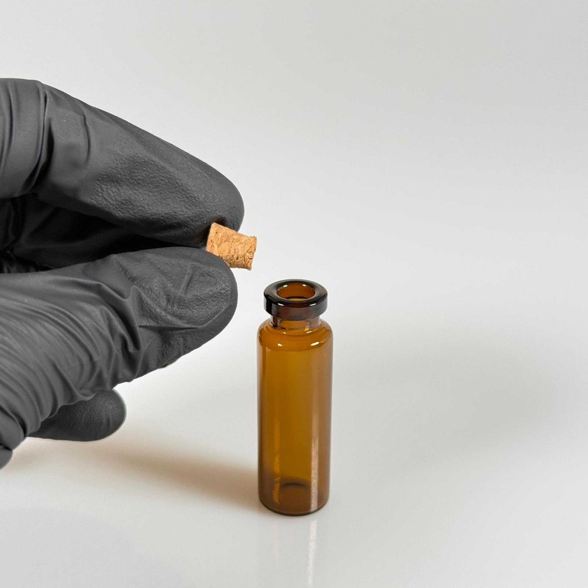 MİNİ CAM ŞİŞE MANTAR TIPALI 5 CC - anahtarlık, aksesuar. kolye, minyatür, mektup, tılsım vb için 5 ml amber küçük cam şişeler