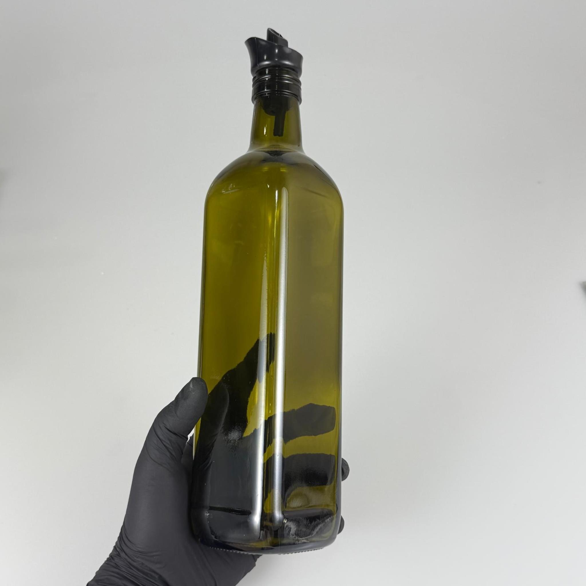 Akıtmaz Kapaklı Şık Cam Yağlık – Zeytinyağı ve Sirke İçin - Restoran Tipi 750 ML Yeşil Maraska Kare Yağdanlık Siyah Akıtıcı Başlıklı
