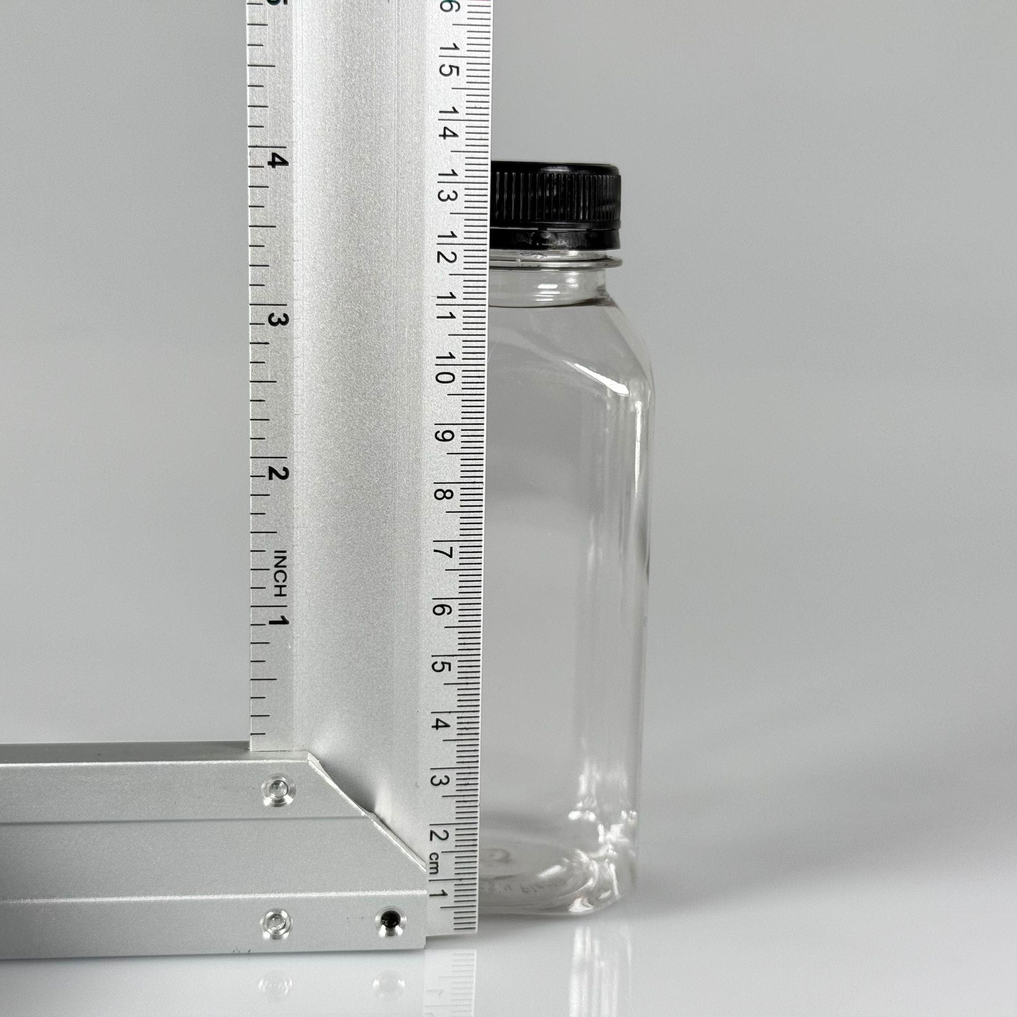 250 CC KÖŞELİ KARE PET ŞİŞE (18,5 GR) - 38 MM GENİŞ AĞIZLI SİYAH KİLİTLİ KAPAKLI - 250 ML DETOX, MEYVE SUYU, SMOOTHIE, AYRAN, SÜT, MEŞRUBAT VB İÇİN BOŞ PLASTİK ŞİŞELER