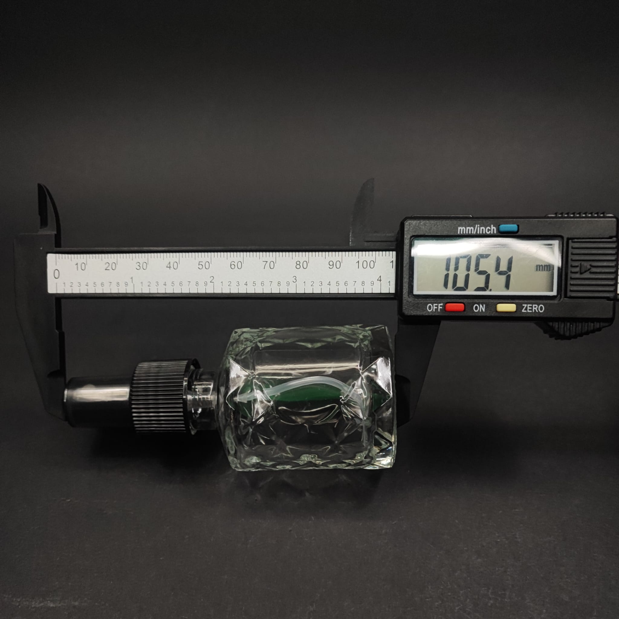 50 CC VELORA CAM ŞİŞE - SİYAH SPREYLİ - 50 ML DÜĞÜN, NİŞAN, SÖZ, KINA, CENAZE, PROMOSYON İÇİN HEDİYELİK LÜX KOLONYA ŞİŞELERİ