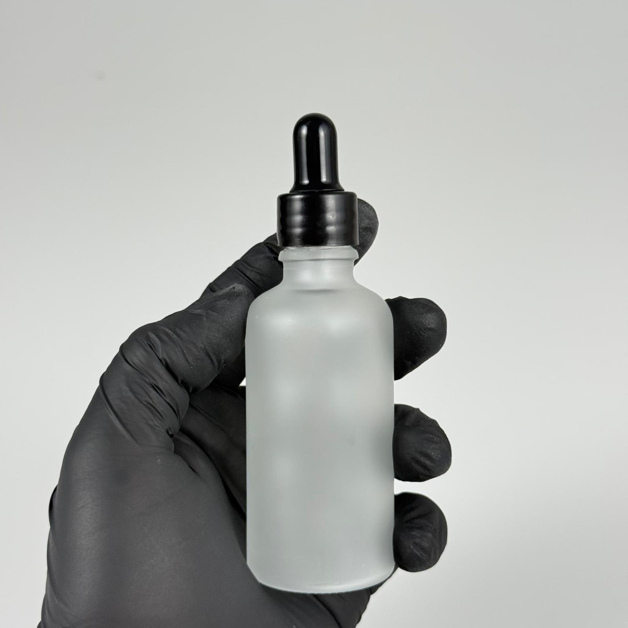 50 CC BUZLU CAM DAMLALIKLI ŞİŞE - SİYAH EMZİK + SİYAH DÜZ KAPAK + CAM PİPET TAKIM - 50 ML BUZLU DAMLALIKLI ŞİŞE SETİ