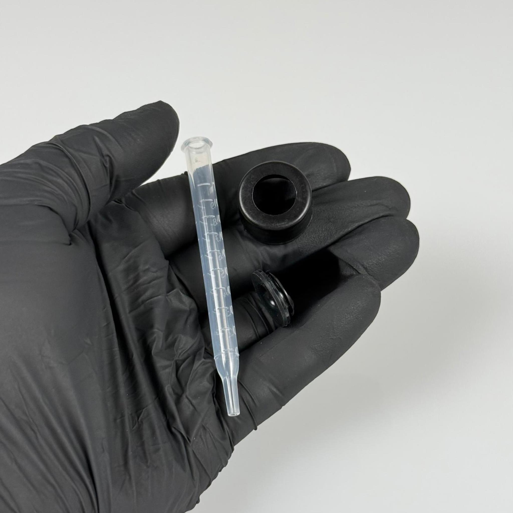 18 MM PLASTİK DAMLALIKLI TAKIM - SİYAH EMZİK +  DELİKLİ PLASTİK DÜZ SİYAH KAPAK + 77 MM PLASTİK PİPET