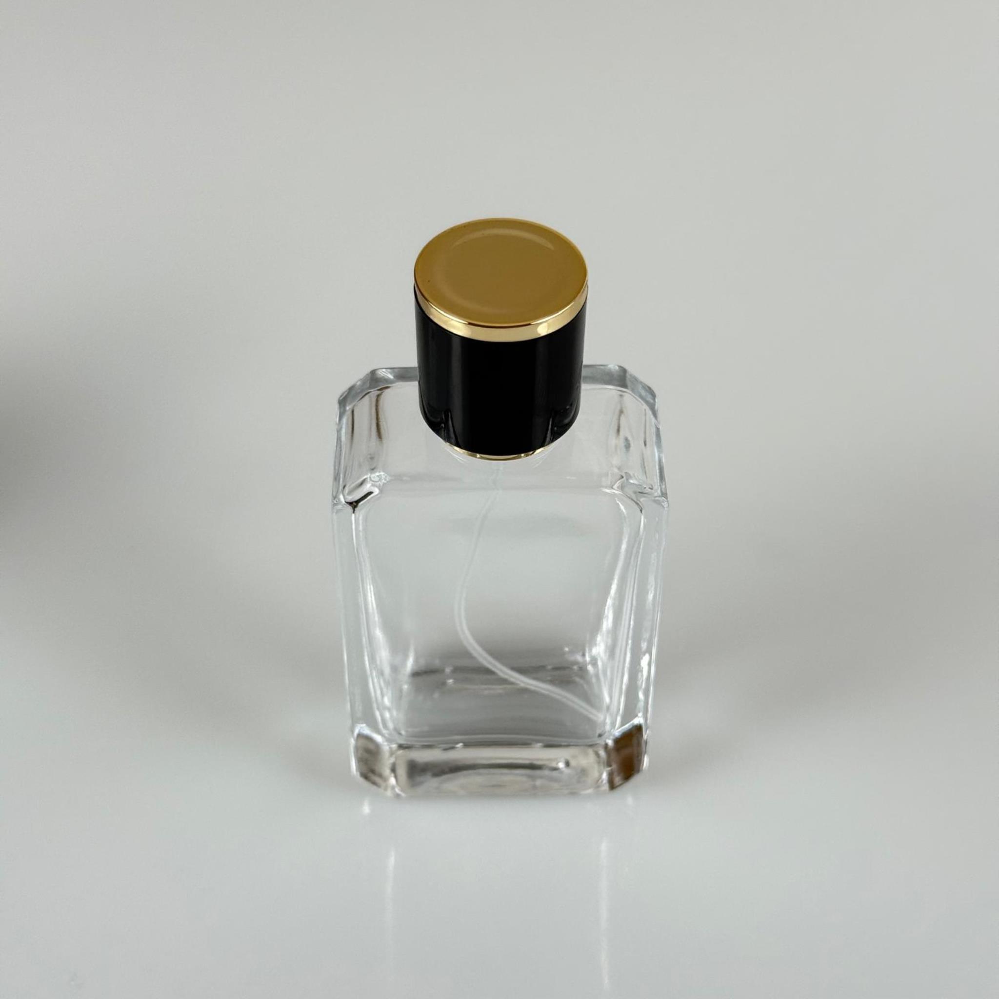 50 ML KÖŞELİ MODEL ANGEL PARFÜM ŞİŞESİ - SİYAH METAL SPREYLİ + GOLD SİYAH KAPAKLI (AĞIZ 15 MM GEÇME KOLAY KAPAMA)