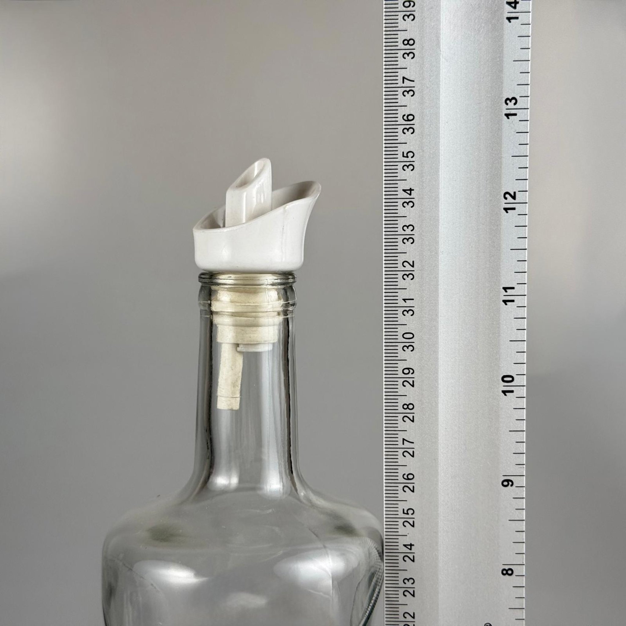 1000 CC DESENLİ DORİKA ŞEFFAF CAM ŞİŞE + HAVUZLU BEYAZ AKITICILI TAKIM - 1000 ML MANTAR TIPALI ÇAKMA AĞIZ  CAM ŞİŞE