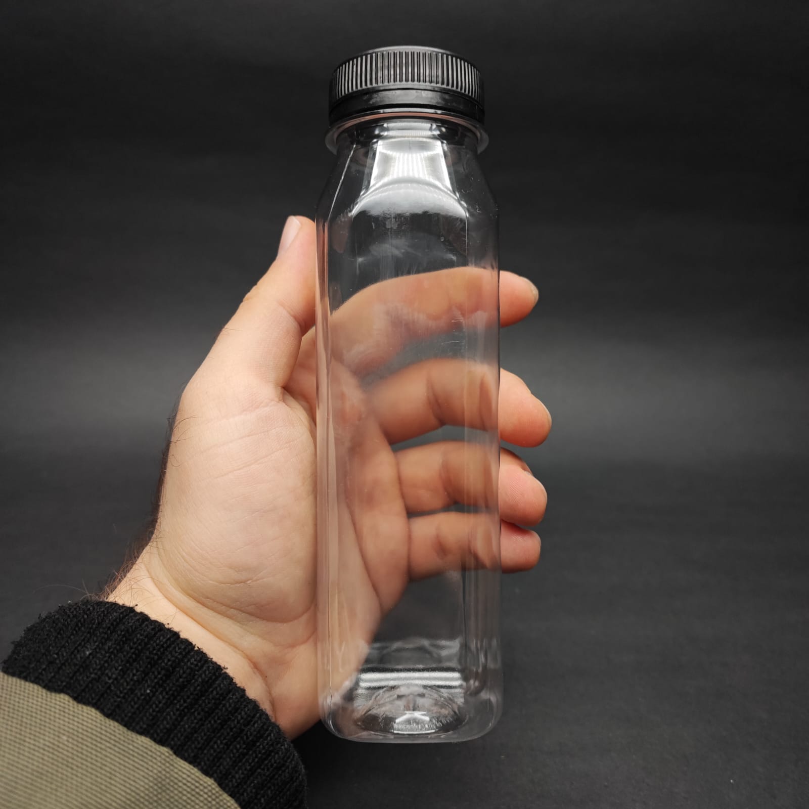 250 CC KARE PET ŞİŞE (19 GR) - GENİŞ AĞIZLI SİYAH KİLİTLİ KAPAKLI - 250 ML DETOX , MEYVE SUYU ŞİŞE , BOŞ DETOKS ŞİŞE