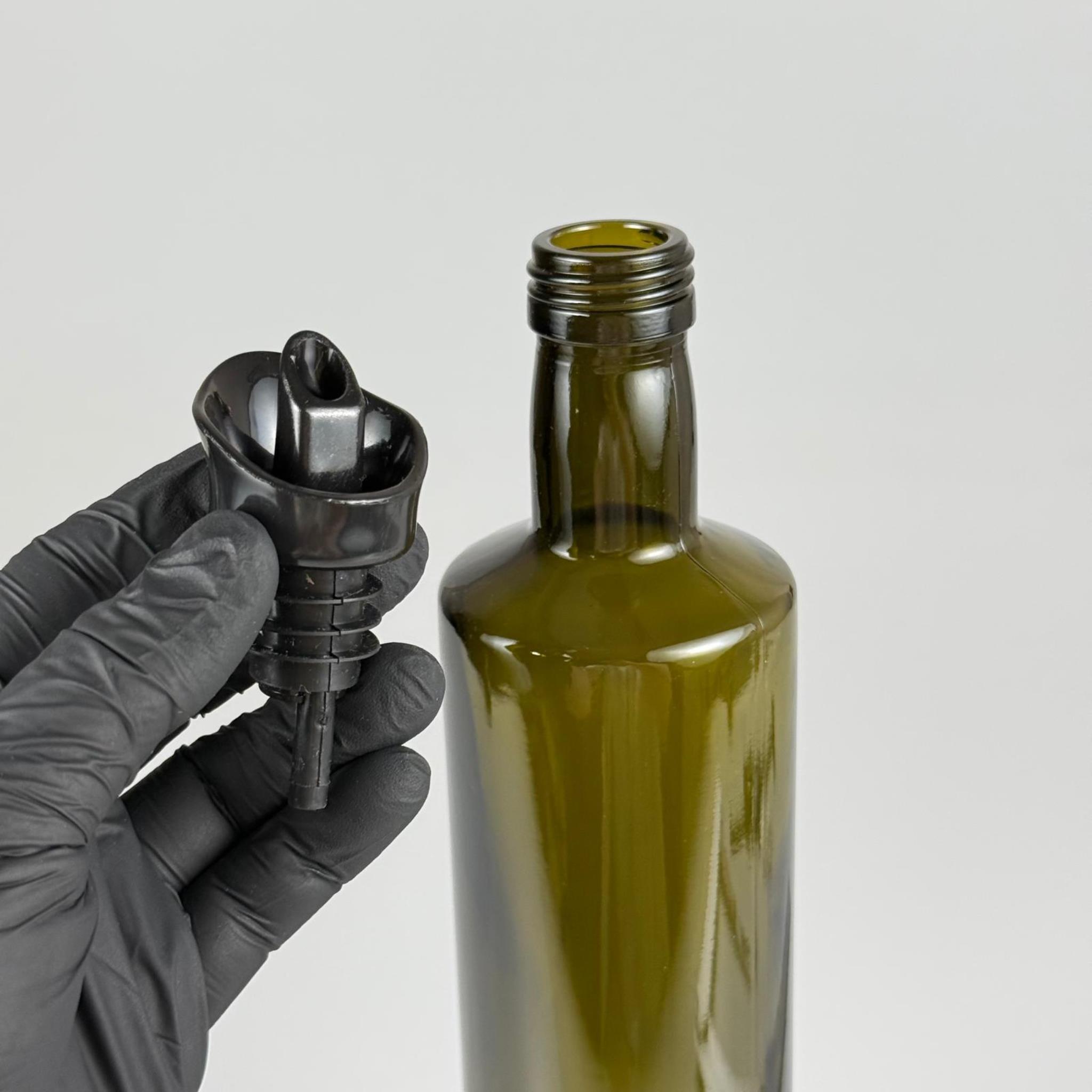 Akıtmaz Kapaklı Şık Cam Yağlık – Zeytinyağı ve Sirke İçin - Restoran Tipi 750 ML Yeşil Dorika Silindir Yağdanlık Siyah Akıtıcı Başlıklı