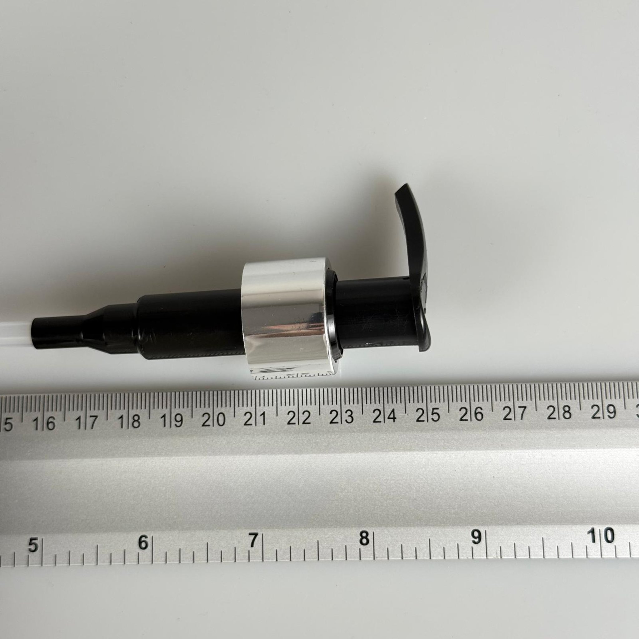 24 MM POMPA GÜMÜŞ - ÜSTÜ SİYAH