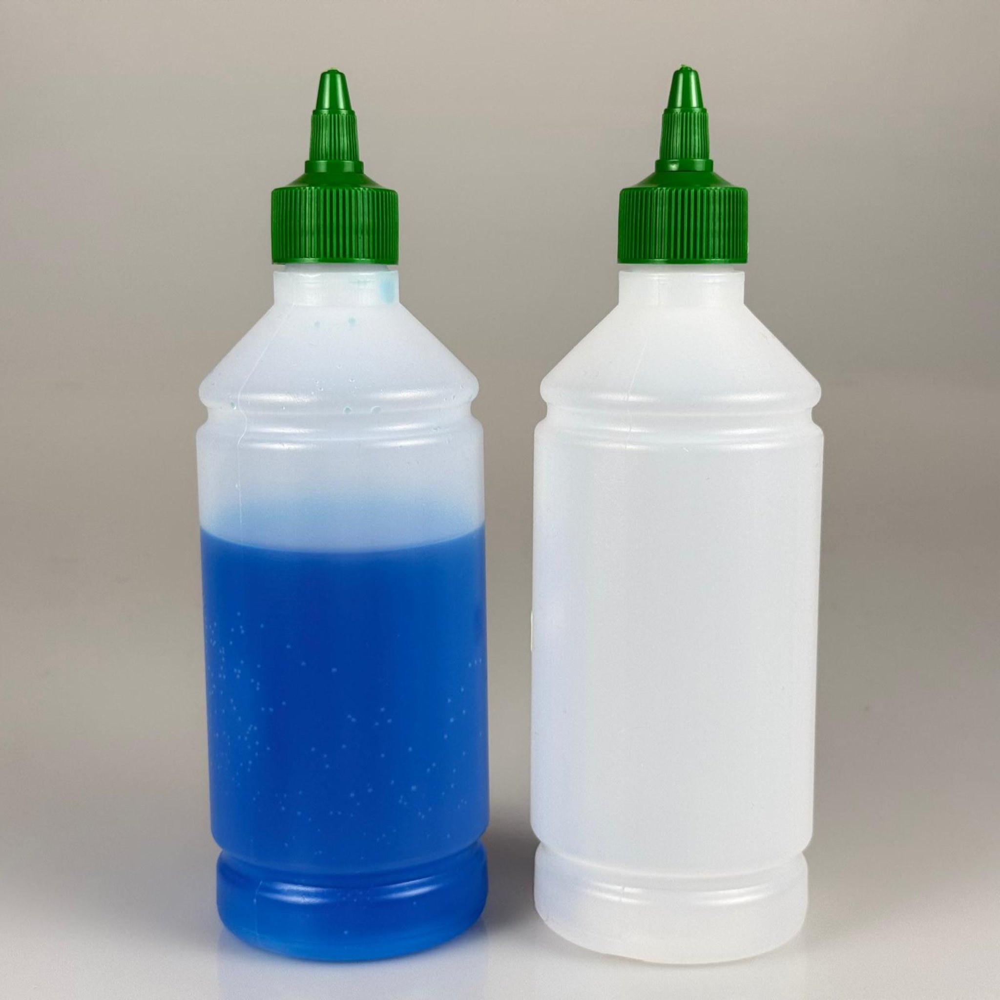 ZEYTİNYAĞI, SOS, ACI SOS, SİRKE, SRIRACHA VB BOŞ ŞİŞELERİ - YEŞİL SİVRİ TWİST AKITICI KAPAK + 500 ML NATÜREL POLİETİLEN PLASTİK ŞİŞE TAKIM