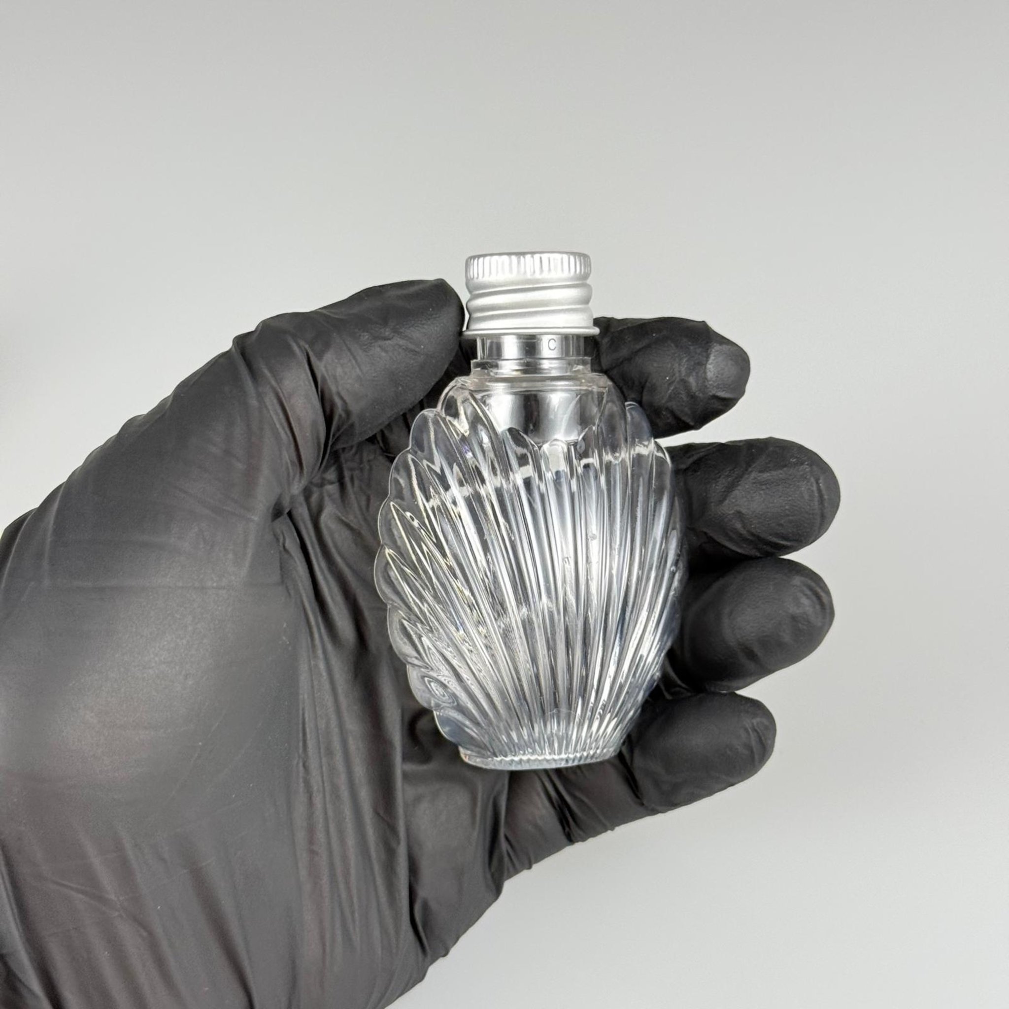40 CC ŞEFFAF İSTİRİDYE PET ŞİŞE + KÖPÜK CONTALI GÜMÜŞ ALÜMİNYUM METAL KAPAKLI TAKIM - 40 ML KAPAKLI CAMPET ŞİŞE