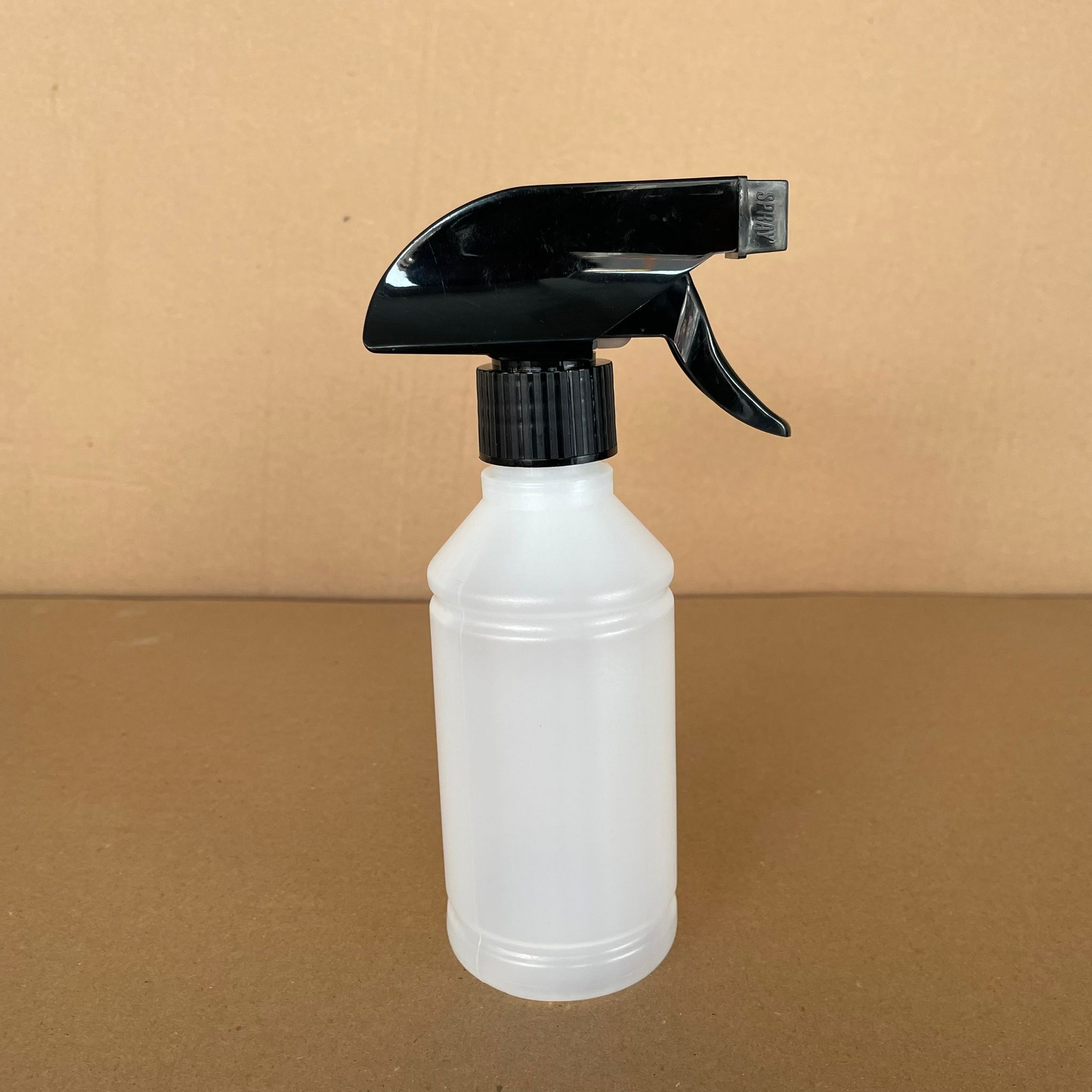 250 CC TİNER ŞİŞESİ - SİYAH TRİGER TETİK SPREYLİ - 250 ML KİMYASALA DAYANIKLI PLASTİK ŞİŞE - 0,25 LT POLİETİLEN ŞİŞE