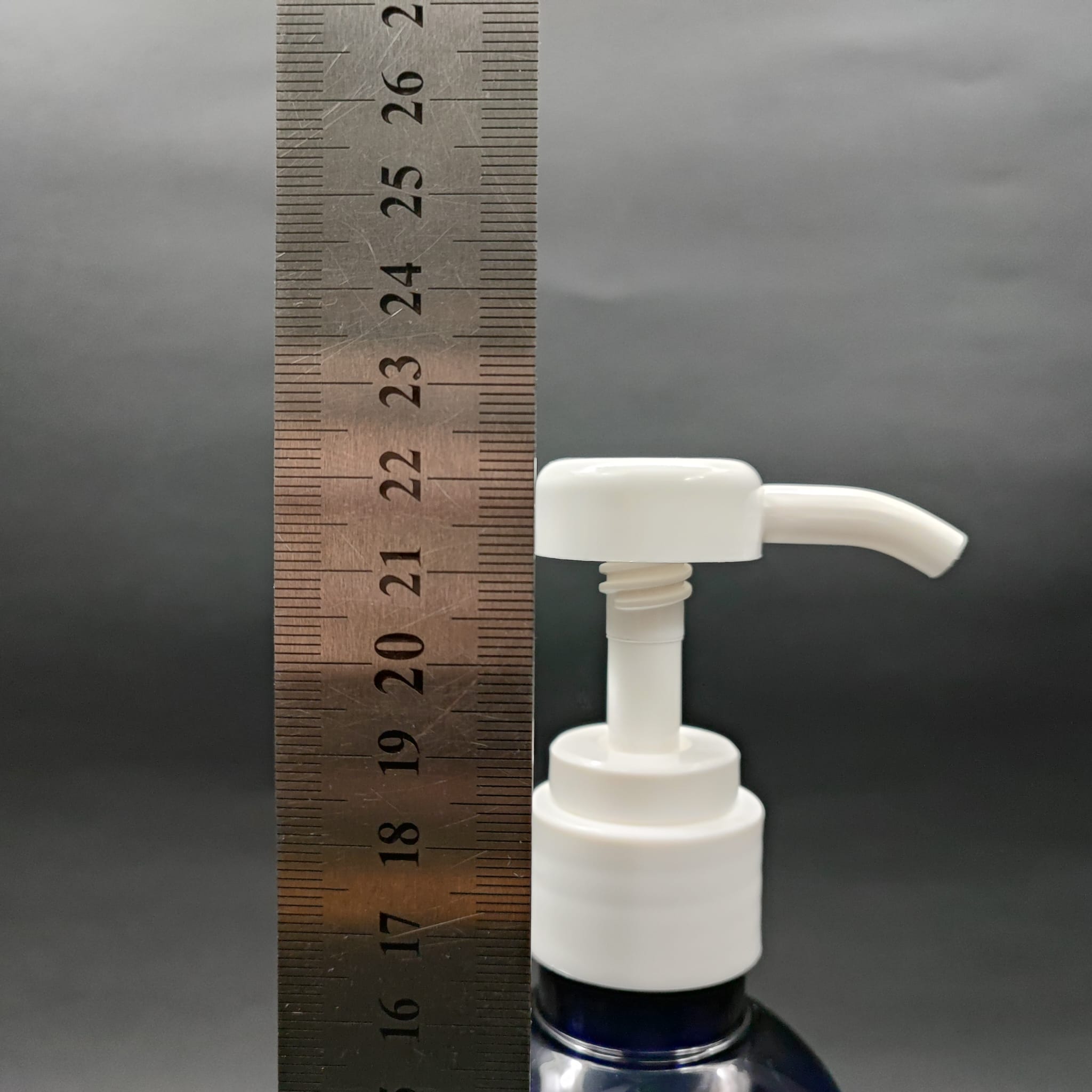 400 CC MAVİ PET ŞİŞE - BEYAZ DOZAJ POMPALI (HER BASMADA 4 CC SIVI ATAR)  - 400 ML POMPALI ŞİŞE - ŞURUP, ŞAMPUAN, KREM GİBİ YOĞUN KIVAMLI SIVILARDA KULLANILIR