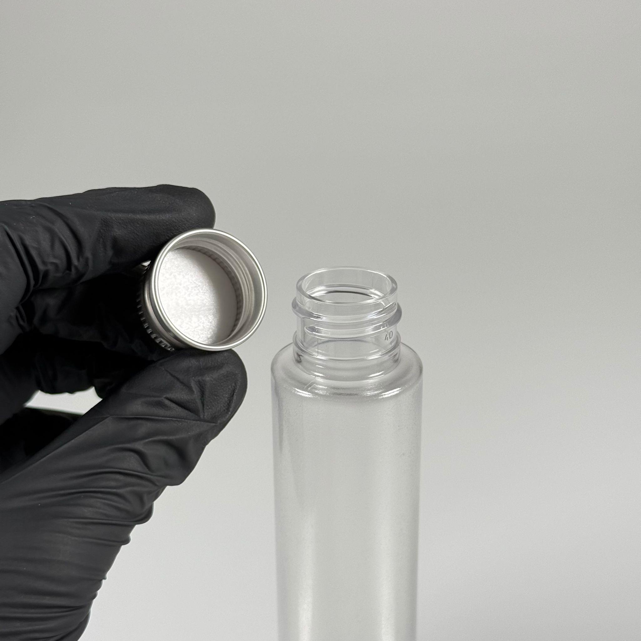 100 CC UZUN SİLİNDİR BUĞULU PET ŞİŞE (24 GR)  - CONTALI METAL GÜMÜŞ KAPAKLI - 100 ML BİBERİYE SUYU, LAVANTA YAĞI, SAÇ SERUM, TONİK VB İÇİN PLASTİK KOZMETİK AMBALAJLARI