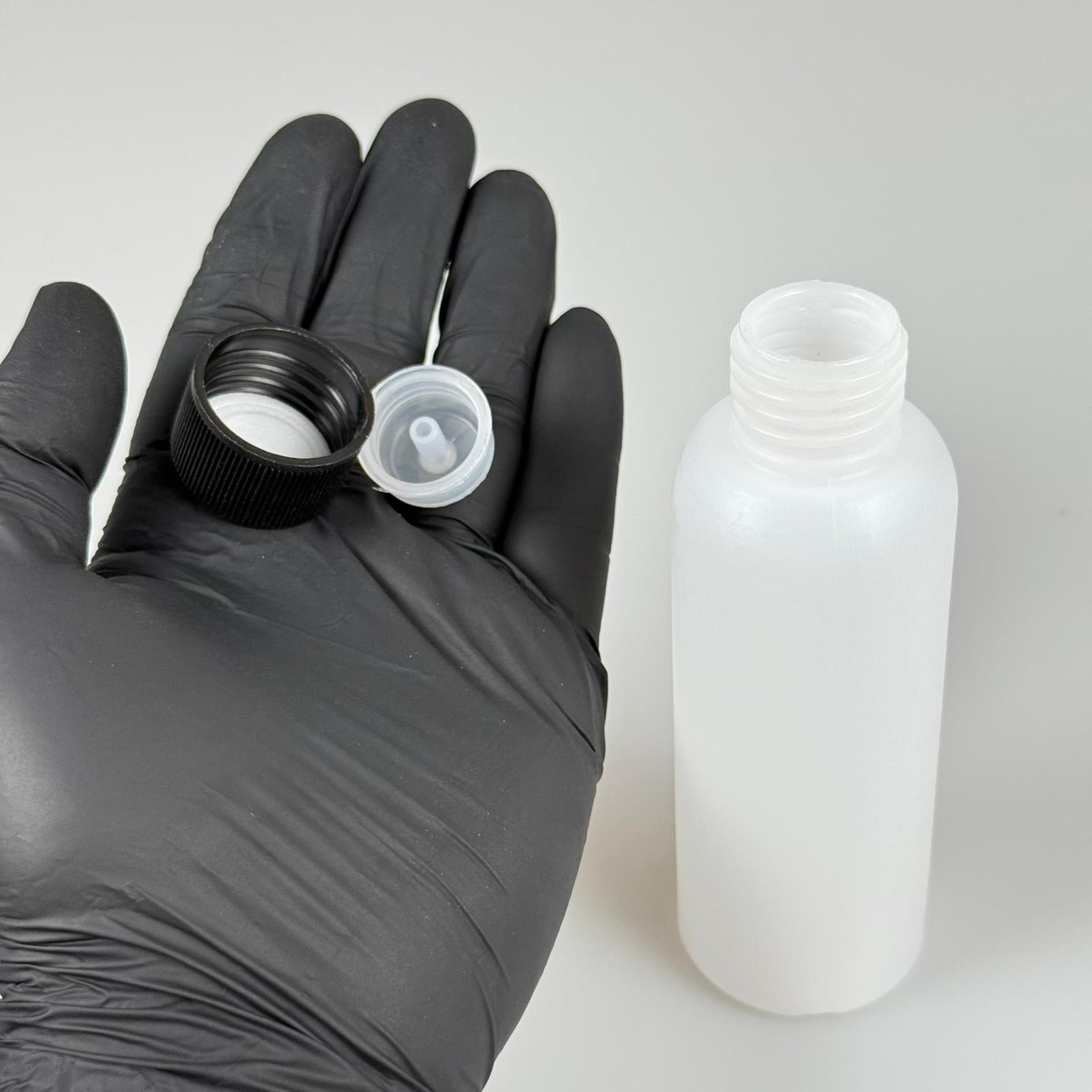 100 CC NATÜREL SERT POLİETİLEN ŞİŞE + SİYAH PLASTİK KAPAKLI ( 24 MM ) + PLASTİK TIPALI - 100 ML SERT POLİETİLEN ASETON ŞİŞESİ
