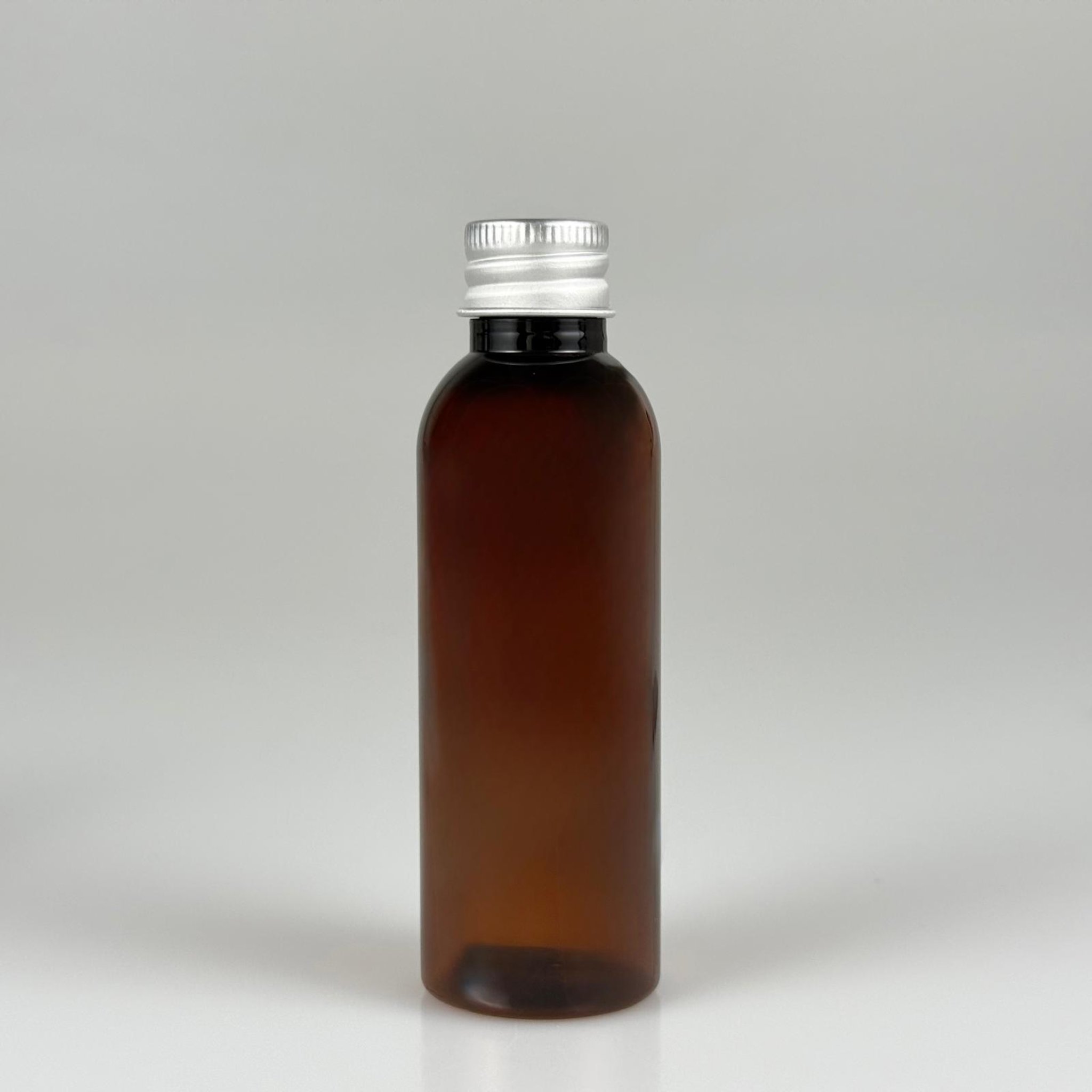 50 CC AMBER SİLİNDİR UZUN MODEL PET ŞİŞE + KÖPÜK CONTALI GÜMÜŞ ALÜMİNYUM METAL KAPAKLI TAKIM - 50 ML KAHVERENGİ PLASTİK ŞİŞE
