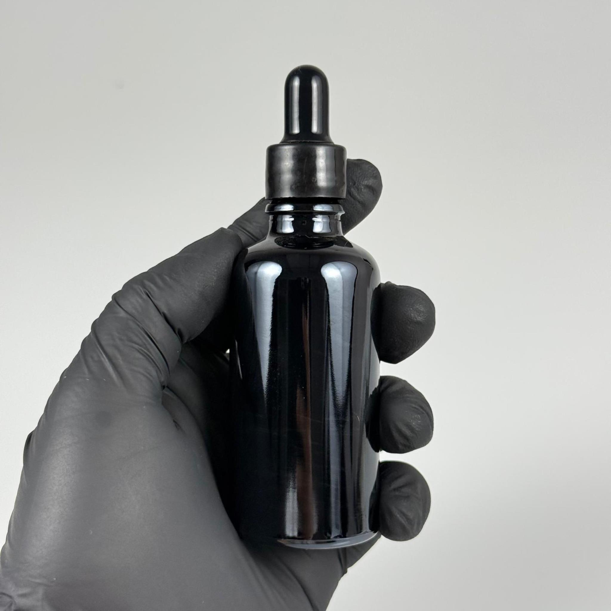 50 CC PARLAK SİYAH CAM DAMLALIKLI ŞİŞE - SİYAH EMZİK + SİYAH DÜZ KAPAK + CAM PİPET TAKIM - 50 ML PARLAK SİYAH DAMLALIKLI ŞİŞE SETİ