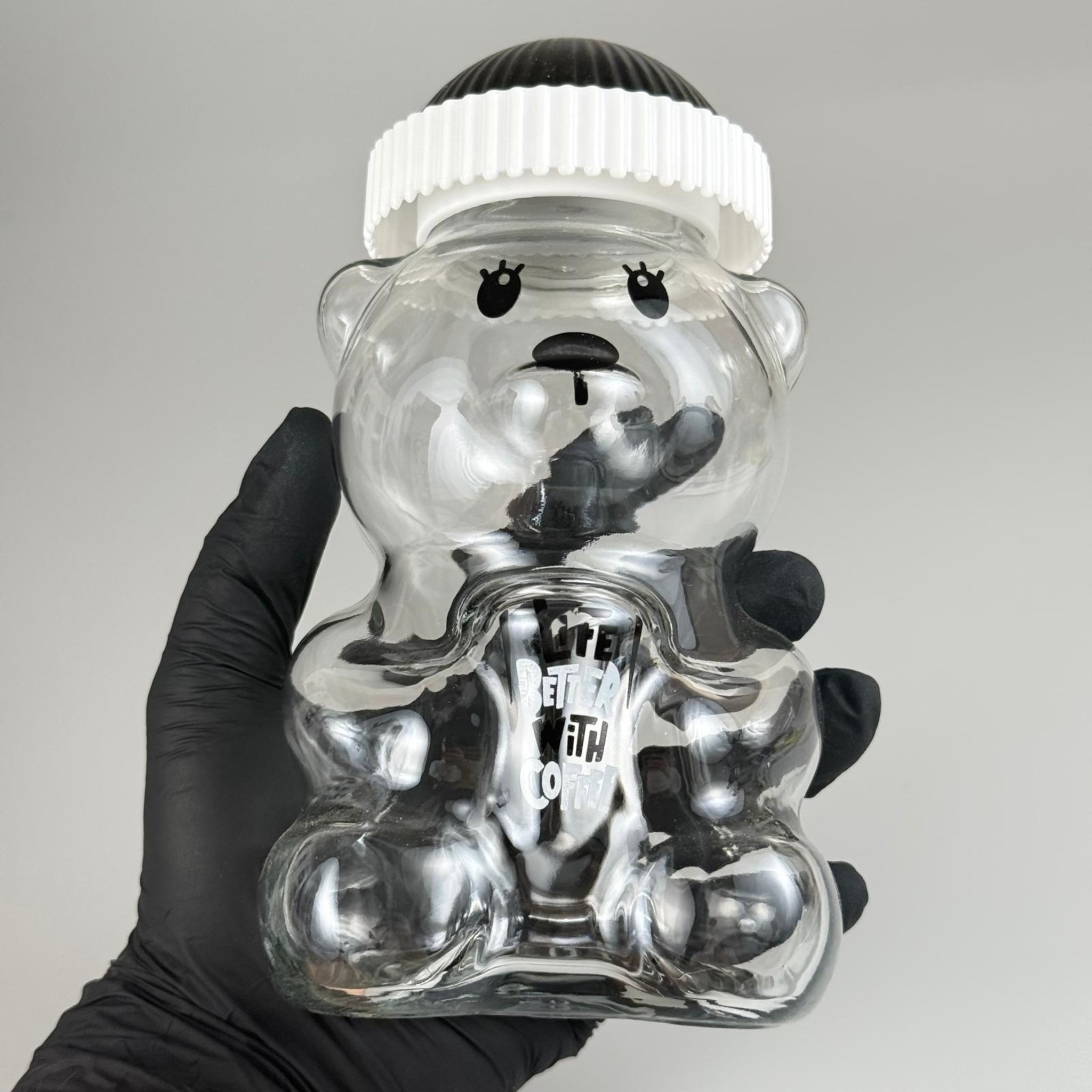 500 CC PİPETLİ CAM AYICIK BARDAK - SİYAH KAPAKLI - 500 ML AYICIK FİGÜRLÜ PİPETLİ CAM SU , SOĞUK KAHVE ,  MEYVE SUYU VE MEŞRUBAT VB - HEDİYELİK BARDAK