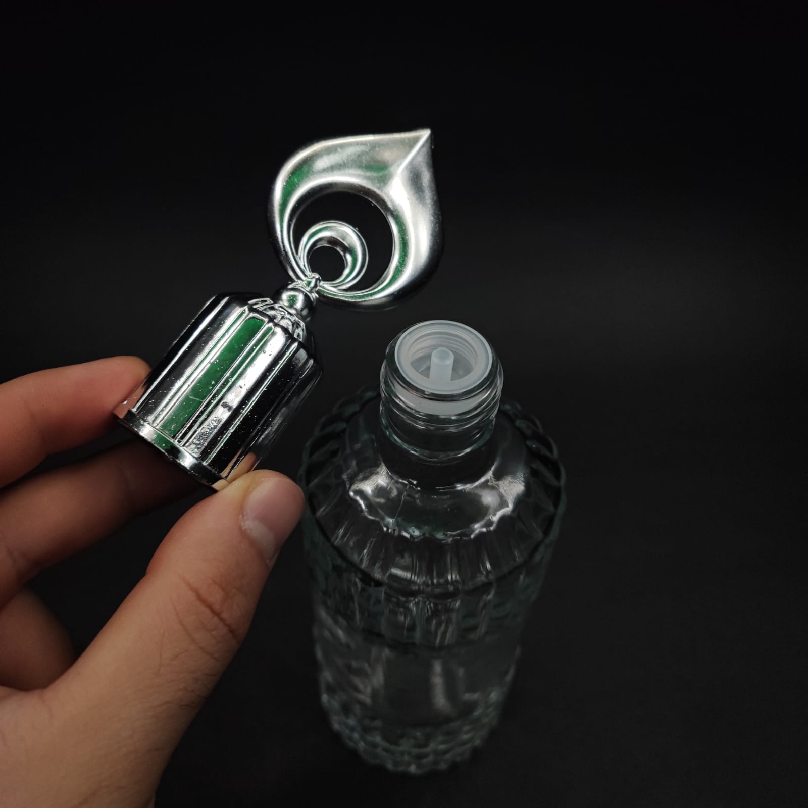 200 CC SİLİNDİR ZÜMRÜT MODEL CAM KOLONYA ŞİŞE - GÜMÜŞ HİLAL KAPAKLI + TIPALI - 200 ML ZÜMRÜT CAM KOLONYA ŞİŞELERİ