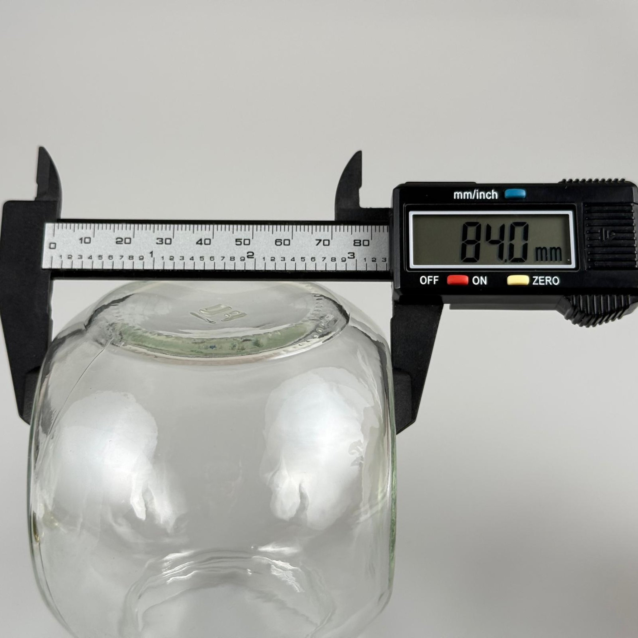 500 CC ÇİFTDİPLİ CAM KAVANOZ - DÜĞMELİ GOLD METAL KAPAKLI - 500 ML YATIK KAVANOZ