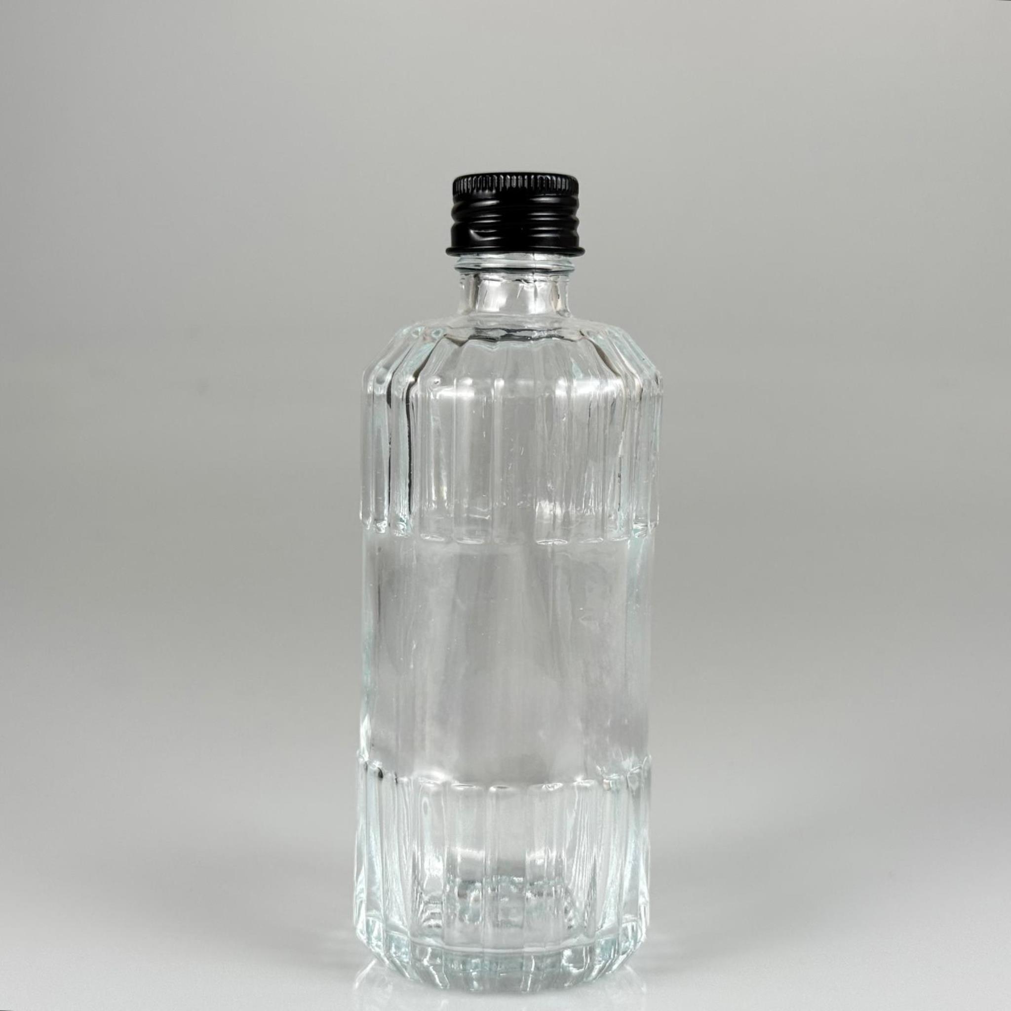 200 CC SİLİNDİR ZÜMRÜT MODEL CAM ŞİŞE - 24 AĞIZ + KÖPÜK CONTALI SİYAH METAL ALÜMİNYUM KAPAK - 200 ML ZÜMRÜT CAM ŞİŞELERİ