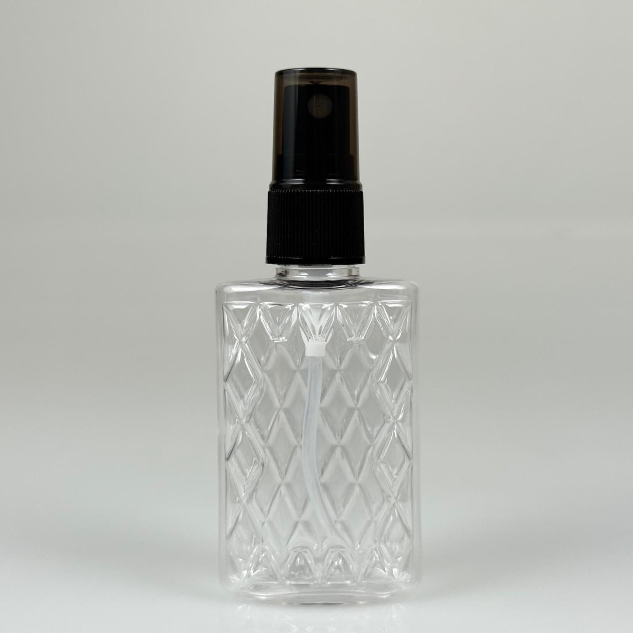 50 CC ŞEFFAF PET KÖŞELİ PARFÜM ŞİŞESİ - SİYAH SPREYLİ - 50 ML PLASTİK PARFÜM - KOLONYA ŞİŞESİ