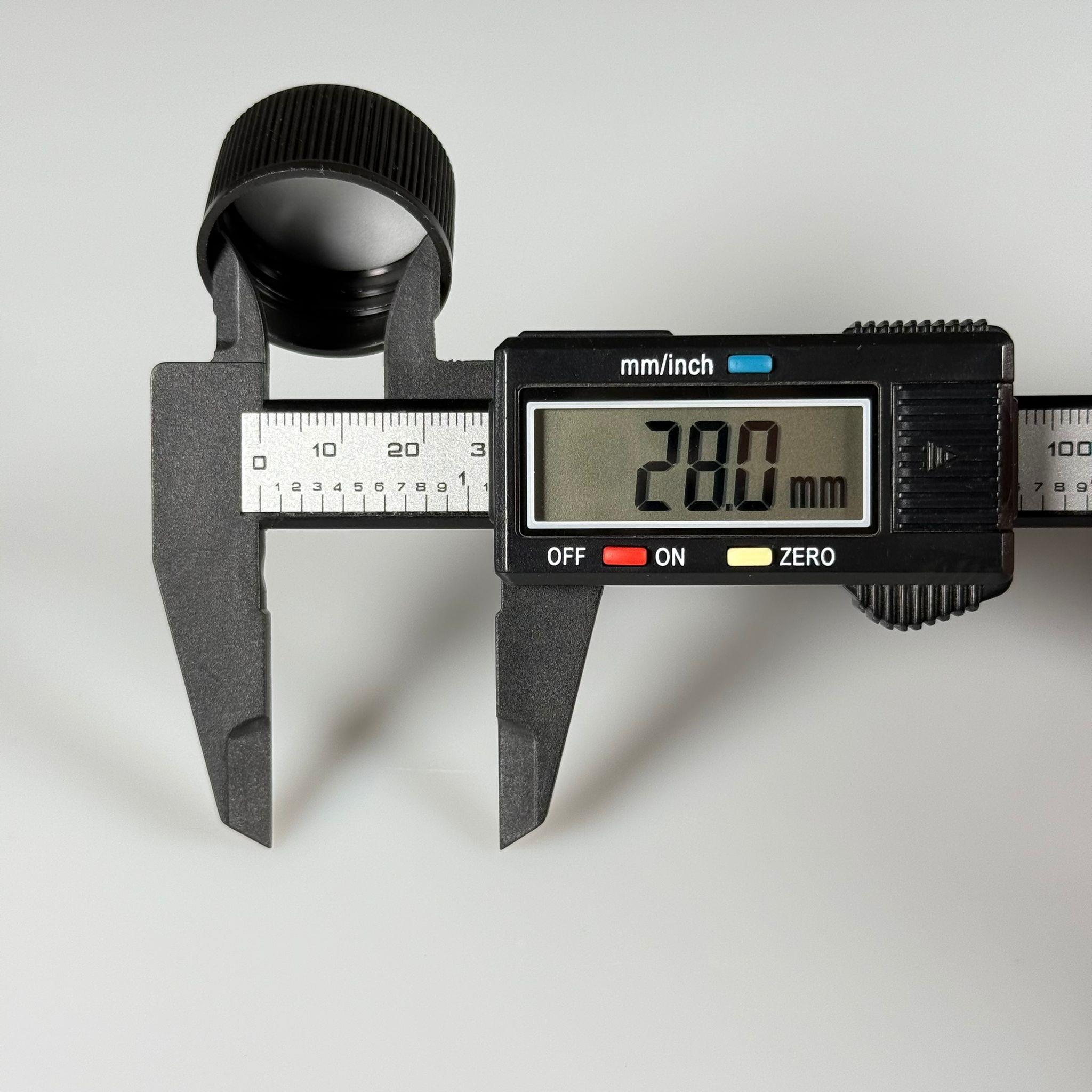 28 MM VİDALI SİYAH KAPAK - 28 MM PLASTİK KAPAK SİYAH - KÖPÜK CONTALI (HEM 28 AĞIZ CAM ŞİŞELERE HEM DE 28 AĞIZ PLASTİK ŞİŞELERE TAM UYAR)