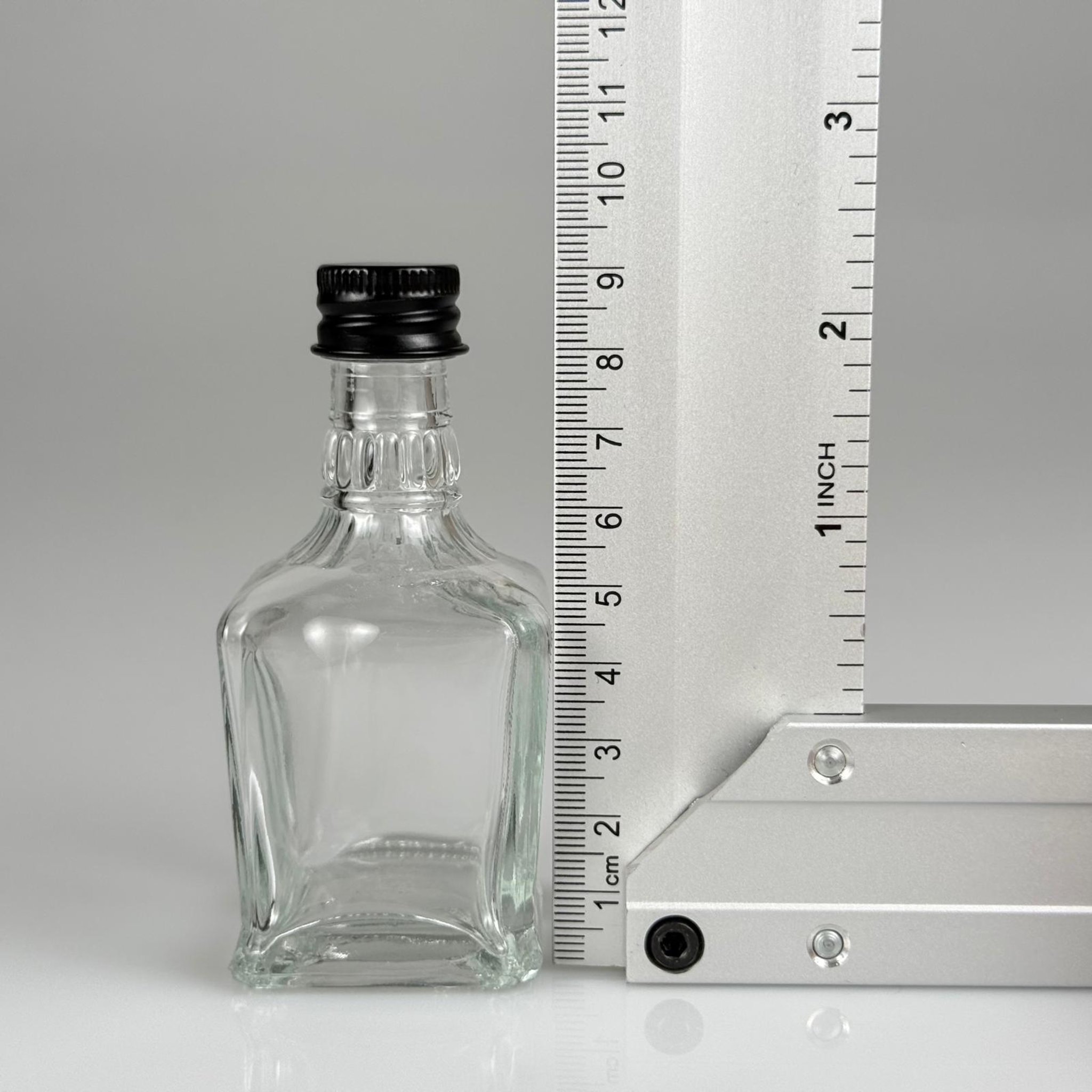 50 CC BOĞAZLI KONİK CAM ŞİŞE + SİYAH ALÜMİNYUM METAL KAPAKLI TAKIM - 50 ML PRESTİJLİ ŞİŞE