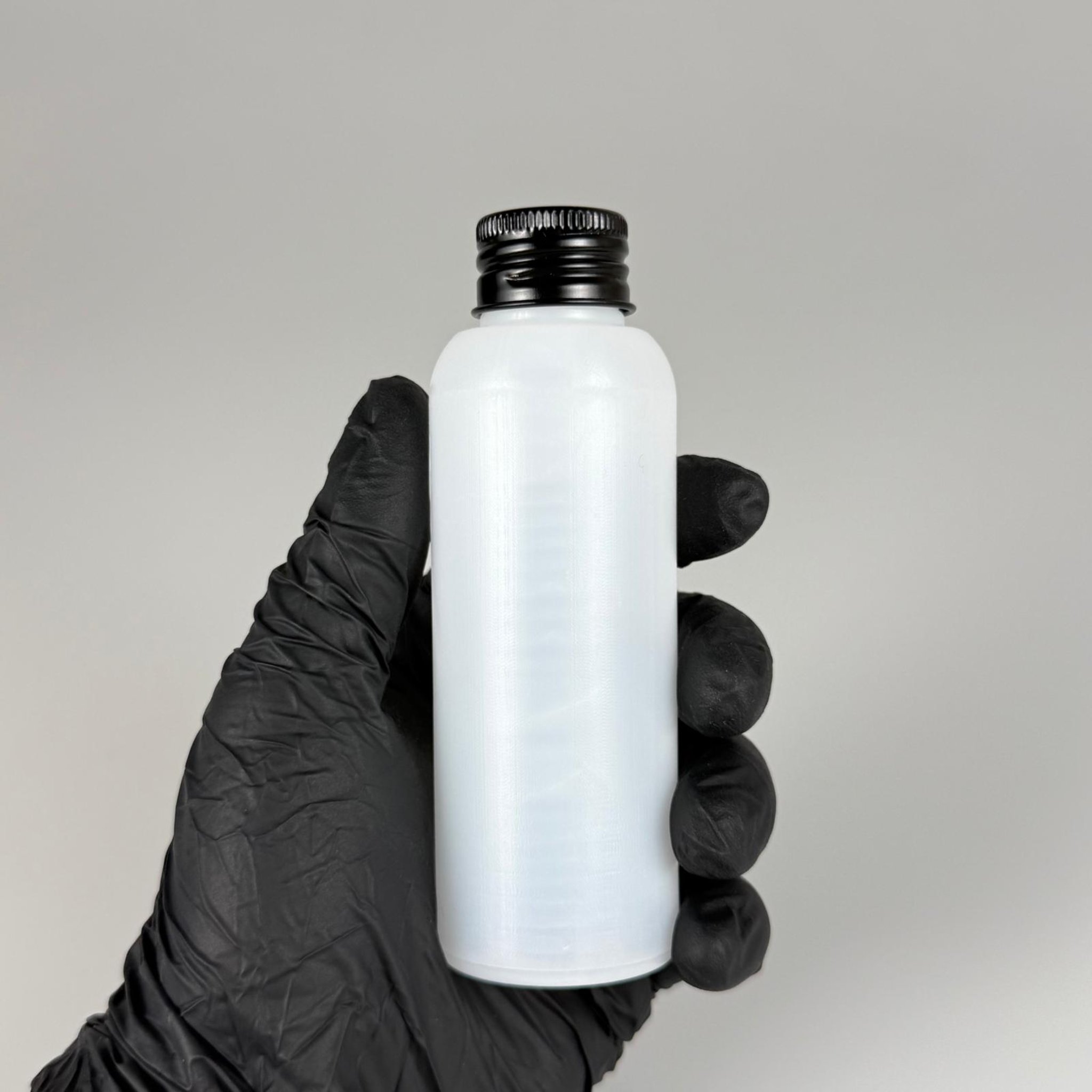 100 CC NATÜREL SERT POLİETİLEN ASETON ŞİŞESİ ( 24 MM ) + KÖPÜK CONTALI SİYAH METAL ALÜMİNYUM KAPAKLI TAKIM - 100 ML KAPAKLI PLASTİK ASETON ŞİŞELERİ