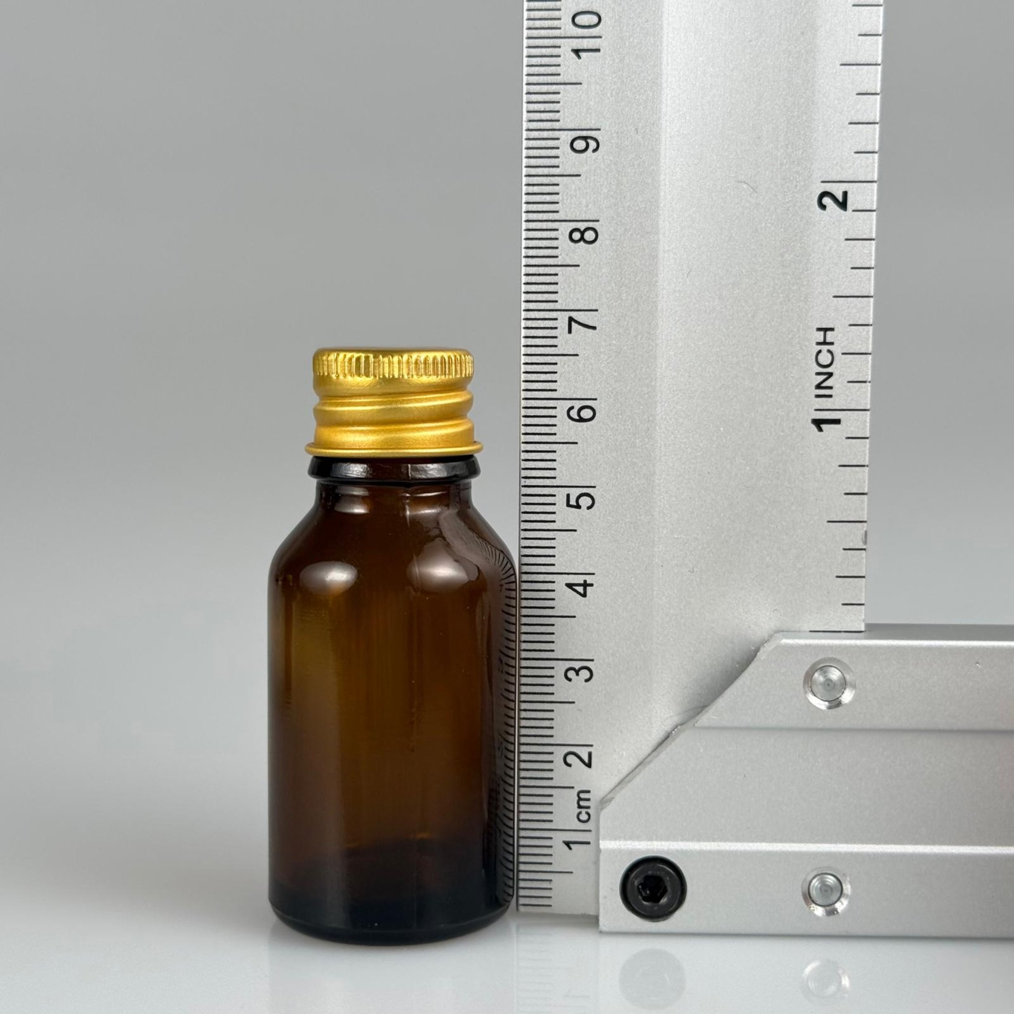 15 CC AMBER CAM ŞİŞE + KÖPÜK CONTALI GOLD ALÜMİNYUM METAL KAPAKLI TAKIM - 15 ML KAHVERENGİ CAM ŞİŞE