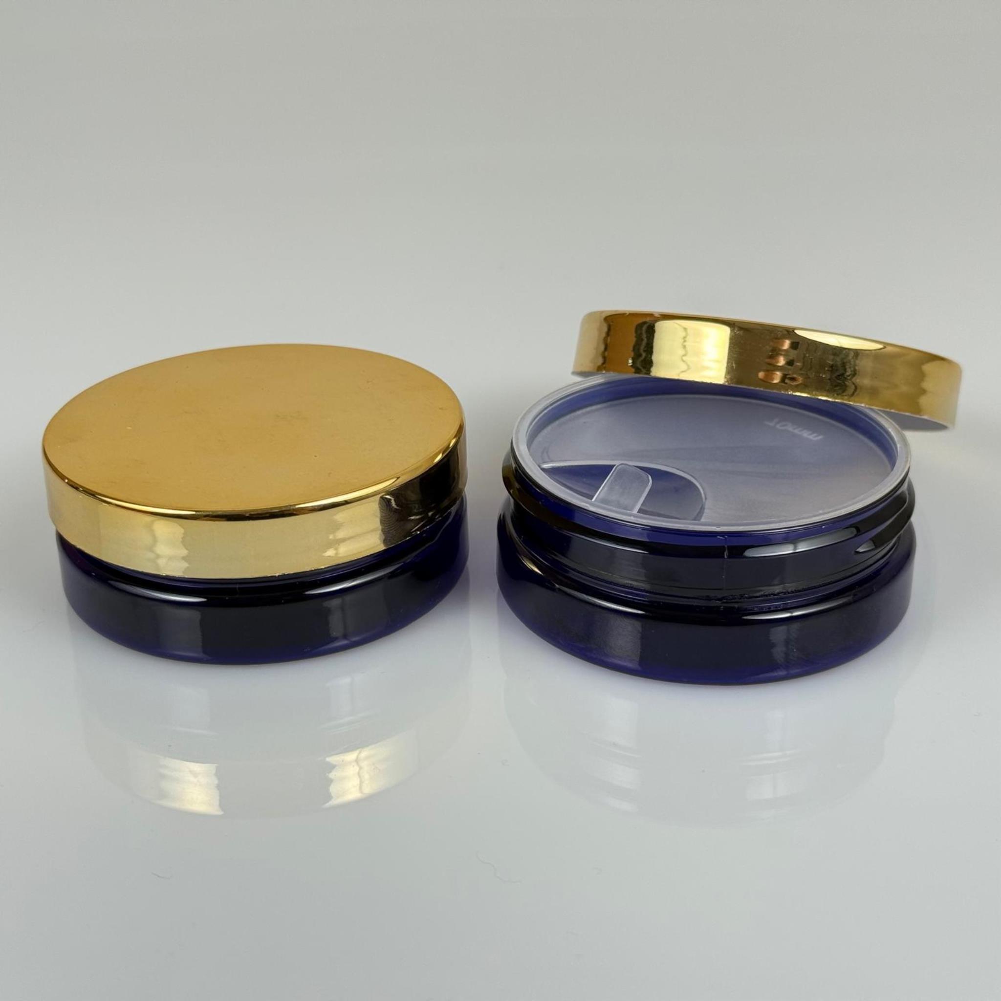 50 ML SERT PET KAVANOZ + GOLD KAPLAMALI PLASTİK KAPAK + İÇ TIPA - 50 CC KALIN MAVİ PLASTİK KAVANOZ GOLD KAPLAMALI PLASTİK KAPAKLI İÇ TIPALI TAKIM - KREM KAVANOZLARI