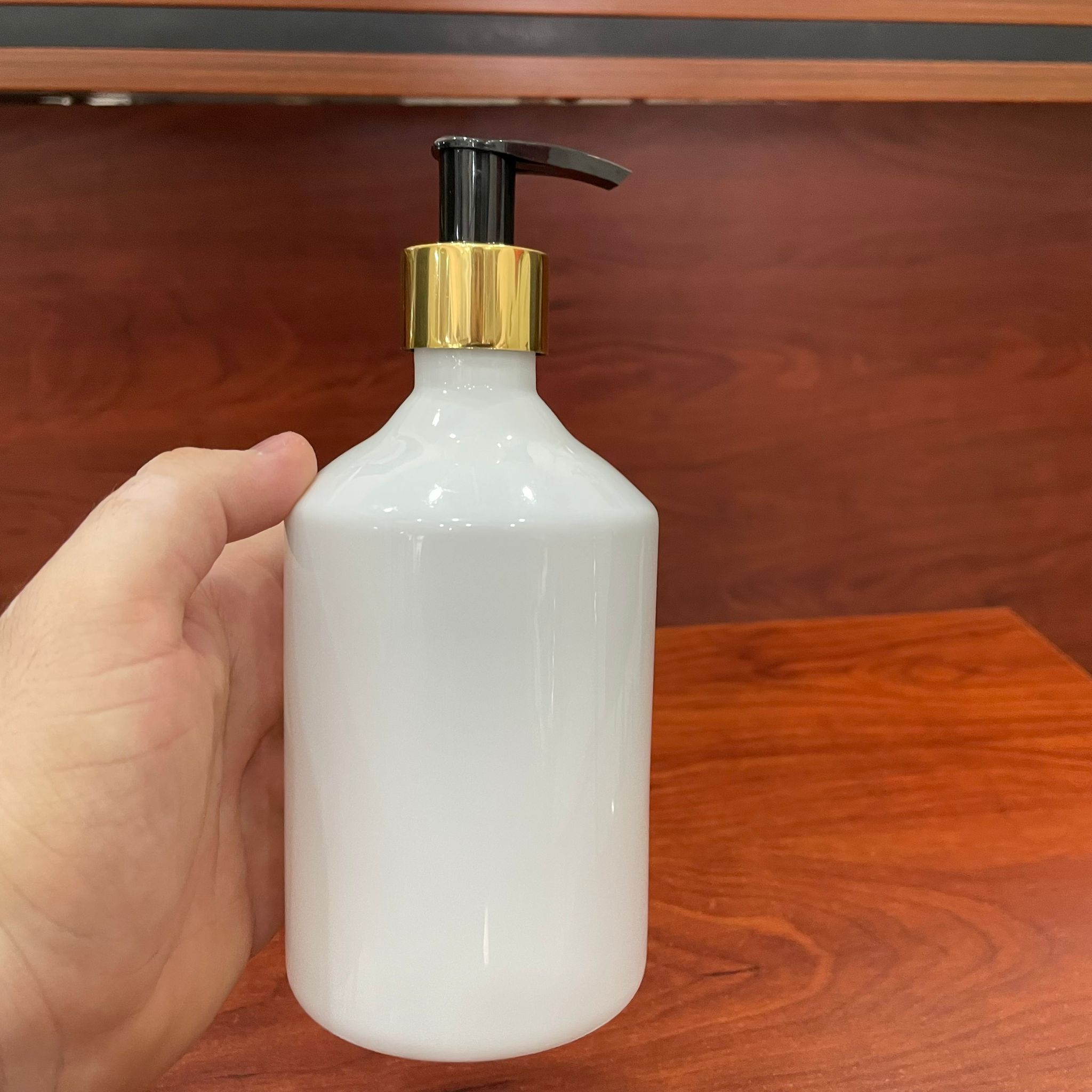 500 CC BEYAZ PET ŞİŞE - 500 ML BEYAZ PLASTİK ŞİŞE GOLD POMPALI - SIVI SABUN POMPALI PLASTİK ŞİŞE