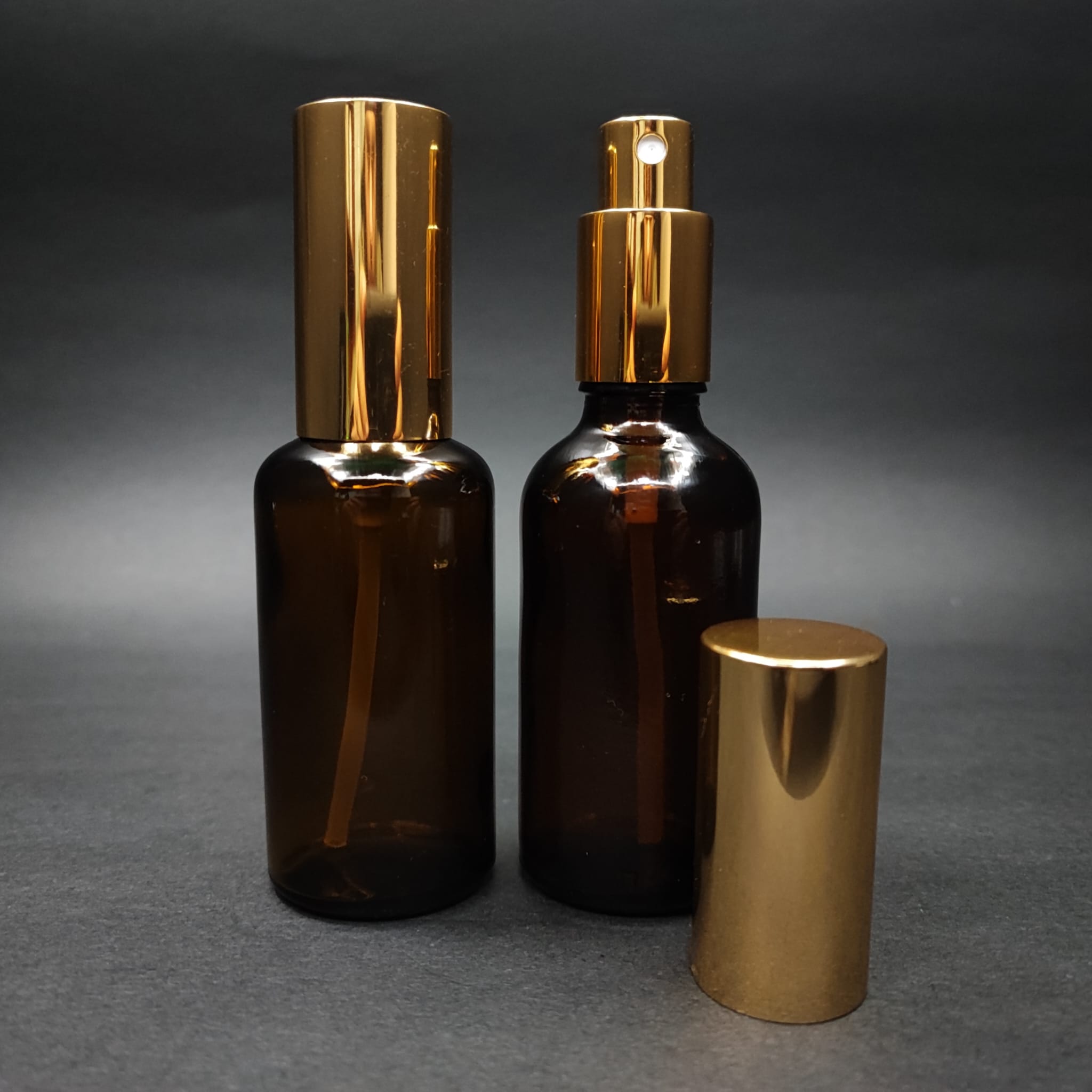50 ML LÜKS VİDALI VALF ÇEVİRME PARFÜM ŞİŞELERİ - 50 CC AMBER CAM ŞİŞE - GOLD METAL SPREYLİ KAPAKLI SET