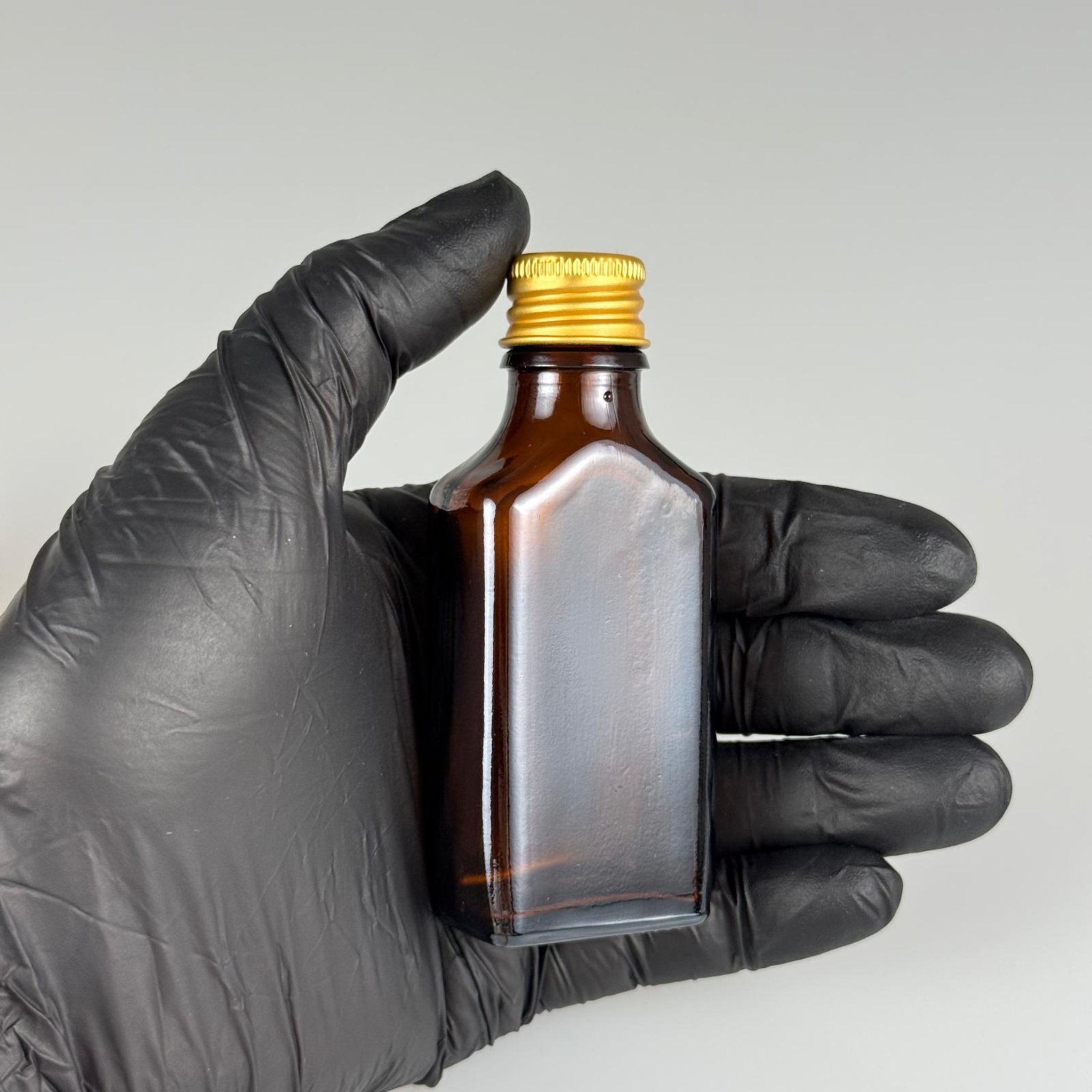 30 CC AMBER YASSI CAM ŞİŞE + GOLD ALÜMİNYUM METAL KAPAKLI TAKIM - 30 ML KAHVERENGİ CAM ŞİŞE