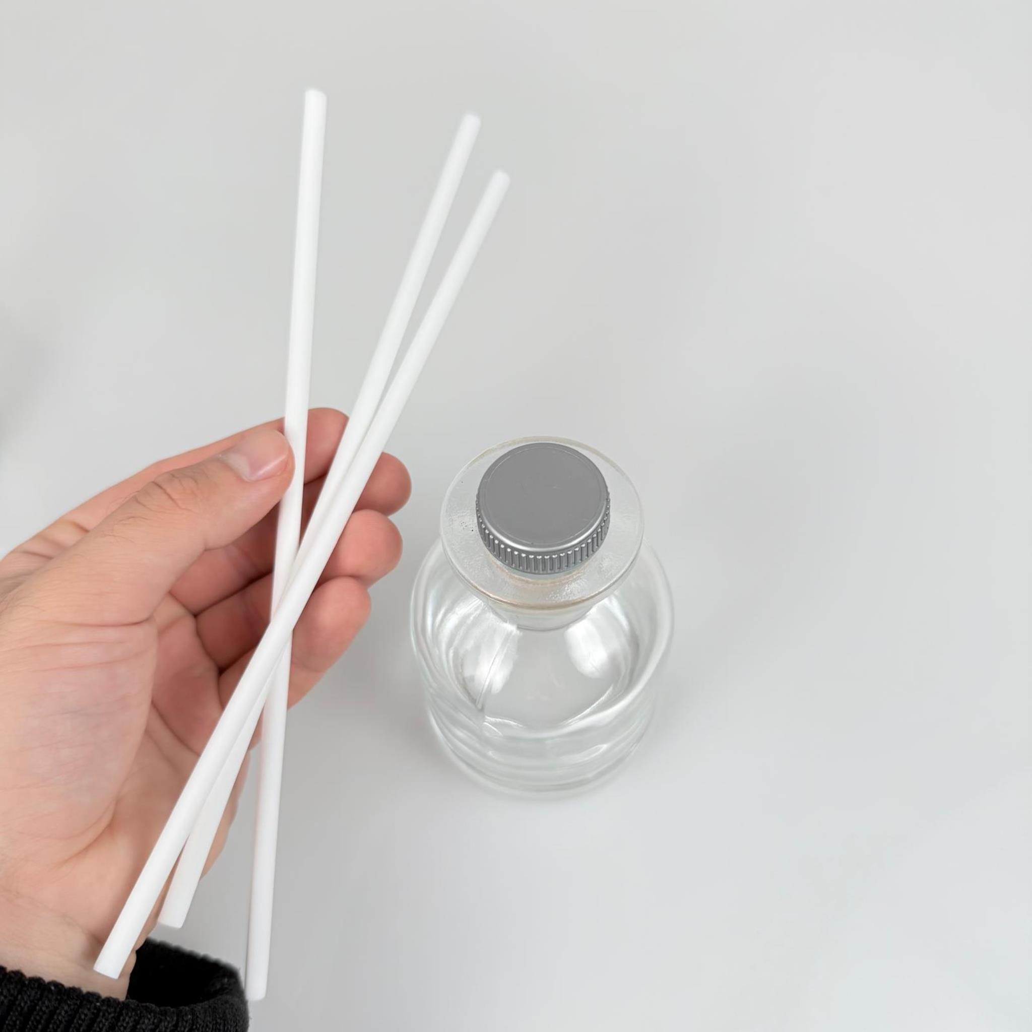150 CC CAM BAMBU SİLİNDİR ODA KOKUSU ŞİŞESİ - 150 ML DİFFUSER CAM ŞİŞE + GRİ MANTAR TIPA + 3 ADET 24 CM BEYAZ FİBER BAMBU ÇUBUK